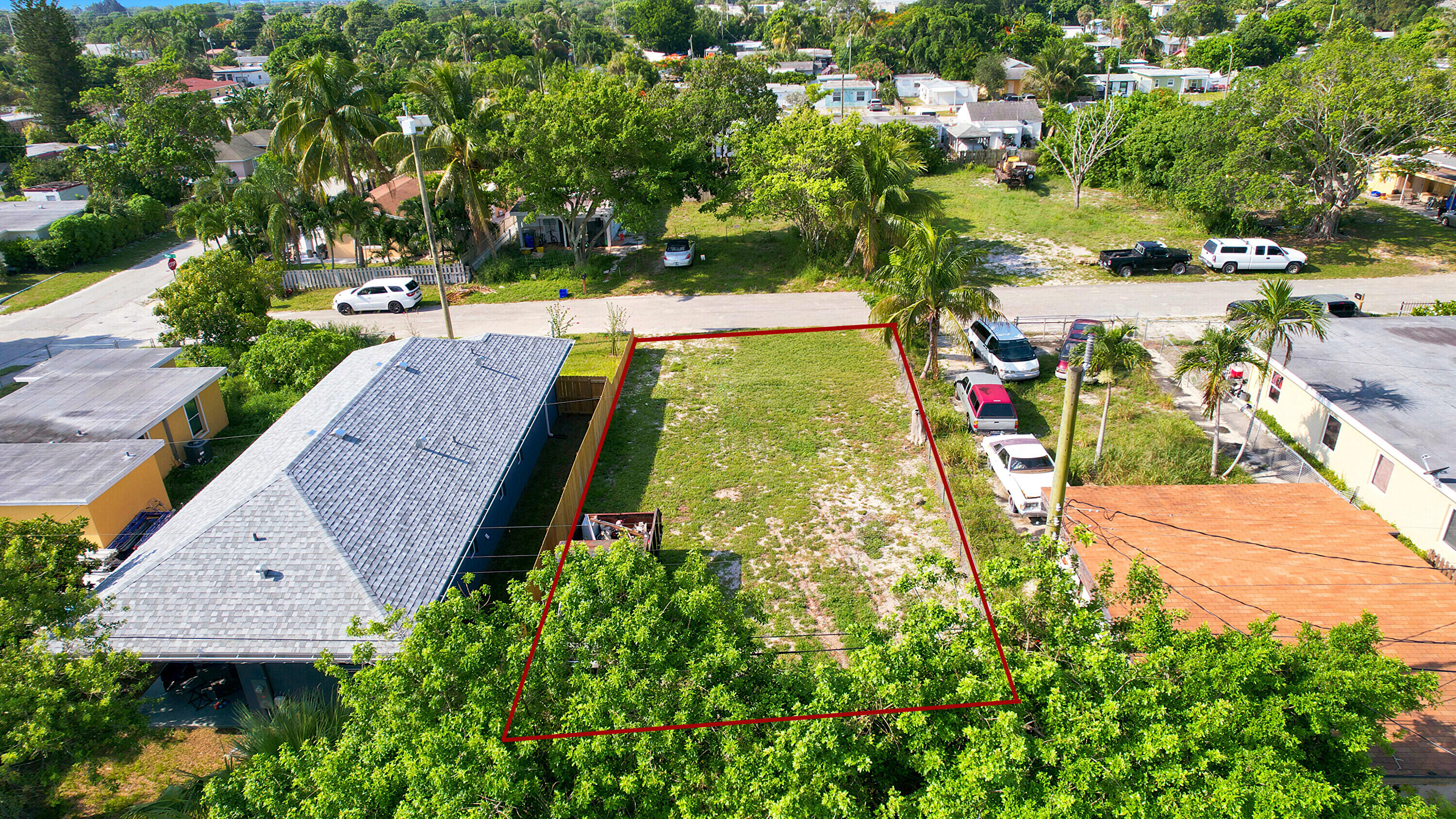 main property photo 5