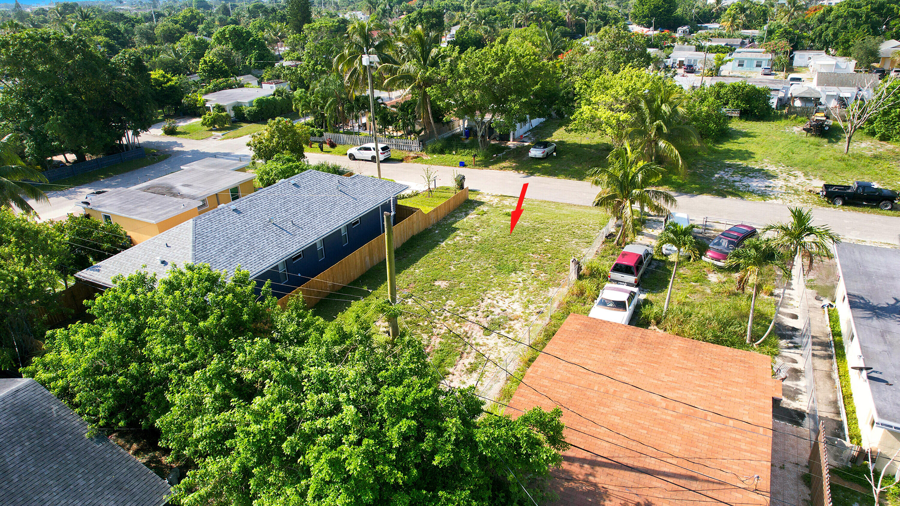 main property photo 6