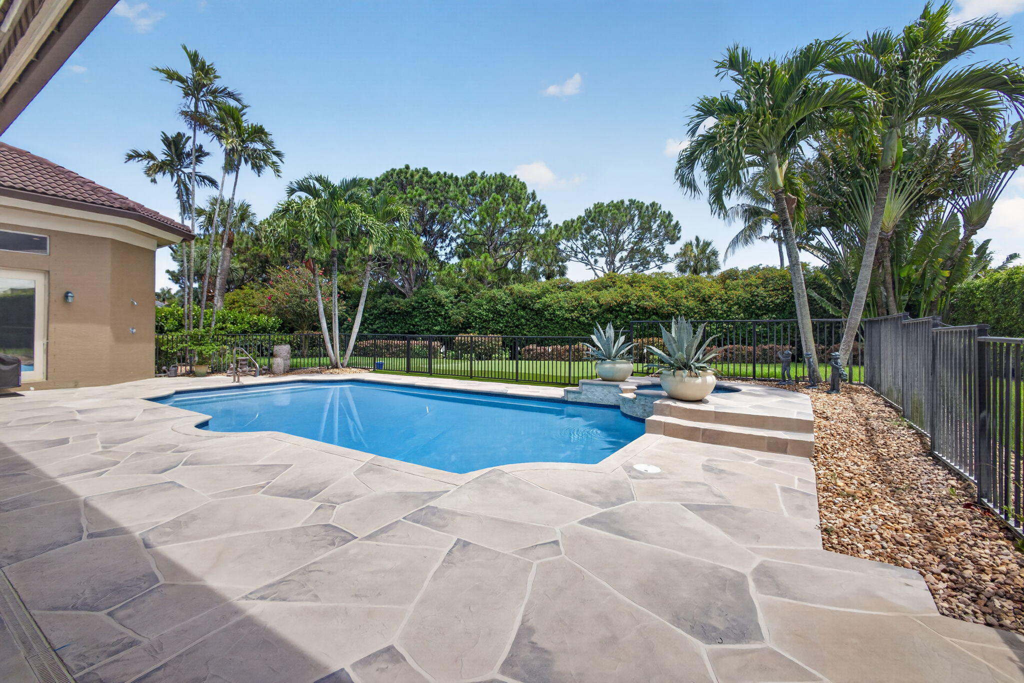 main property photo 61