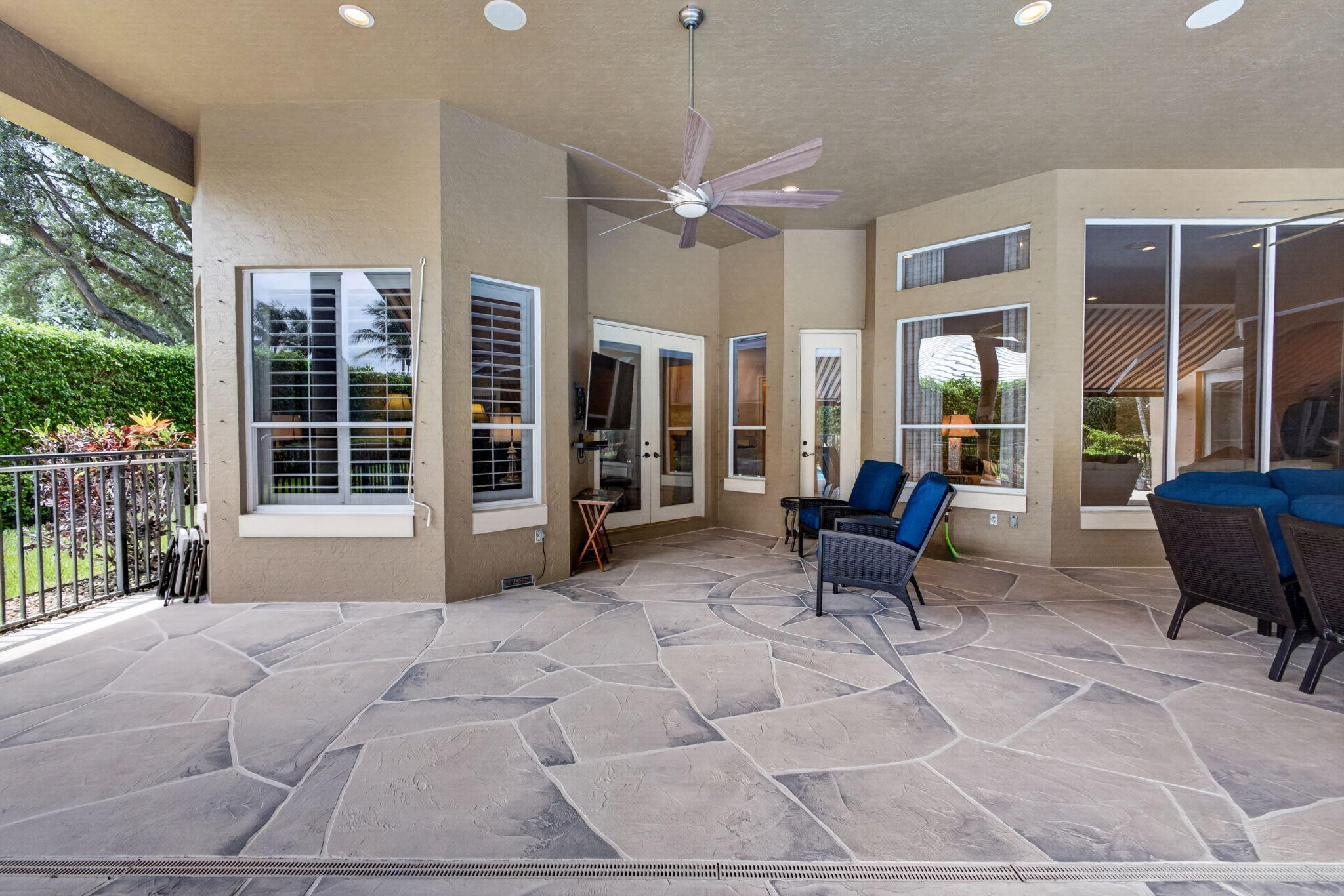 main property photo 69