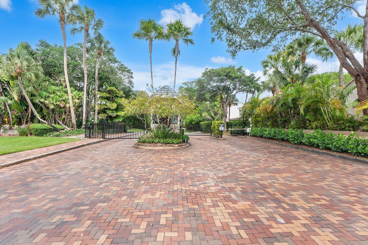main property photo 64