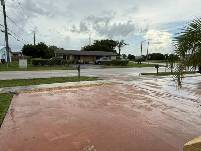 main property photo 44
