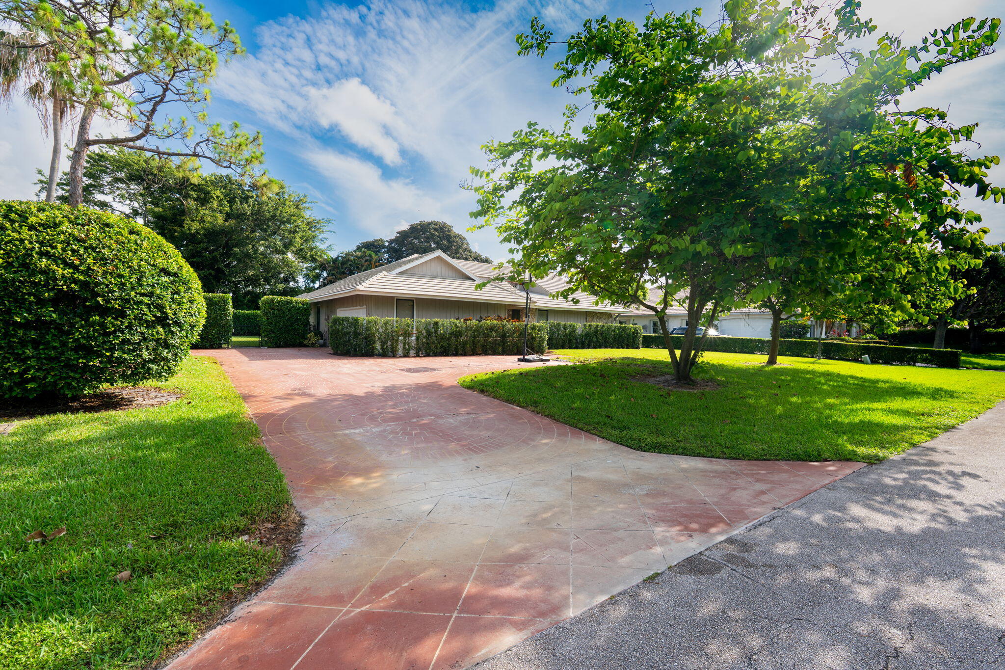 main property photo 46