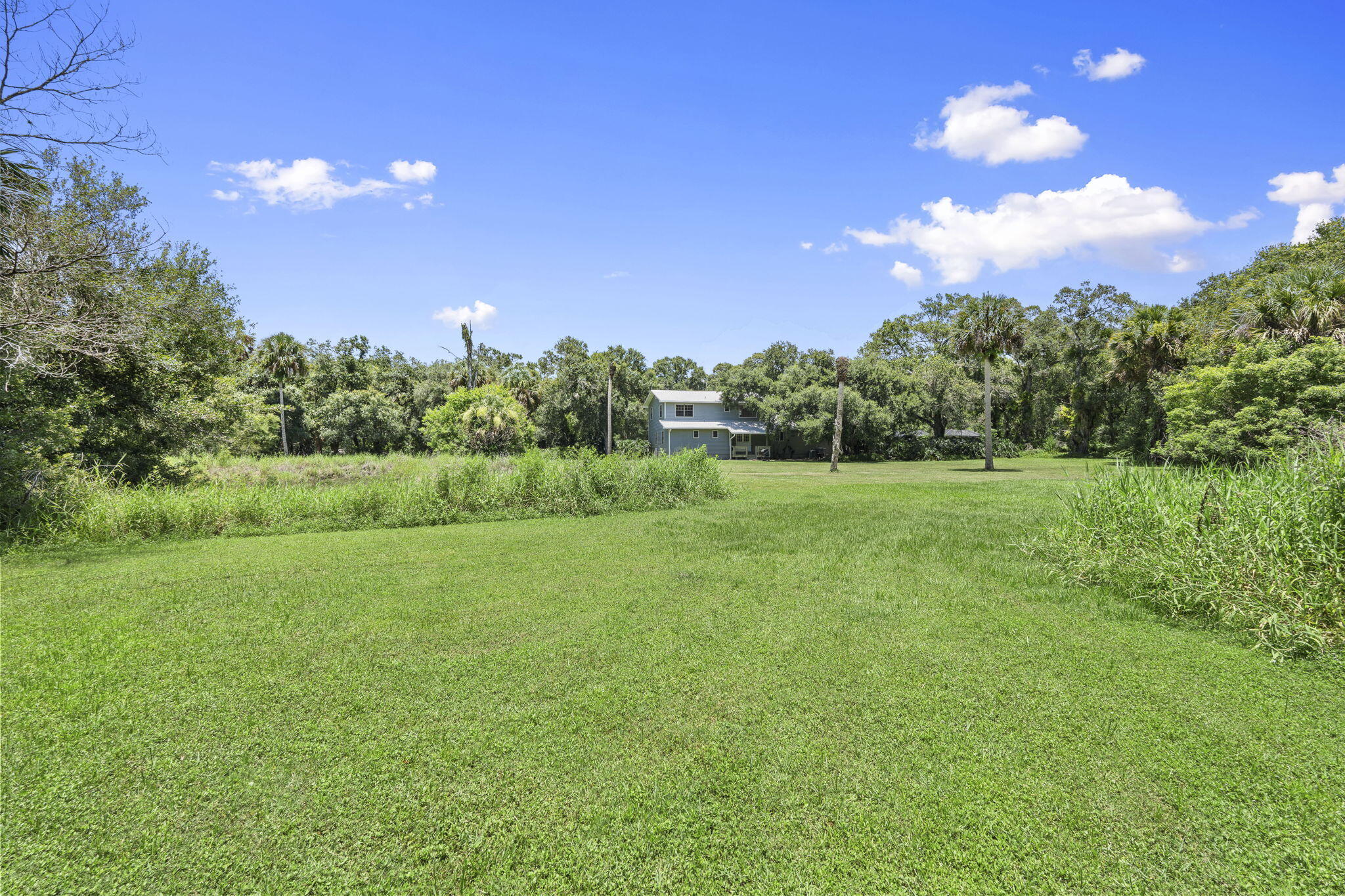 main property photo 49