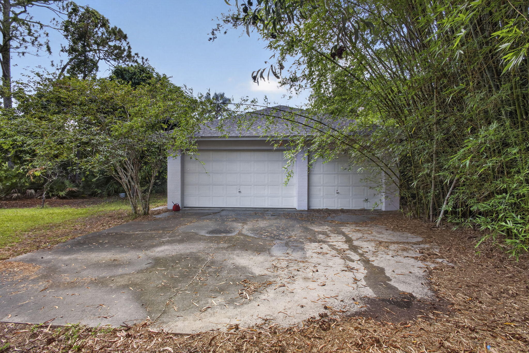main property photo 50