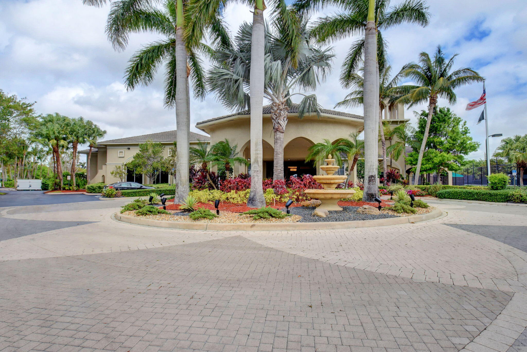 main property photo 70