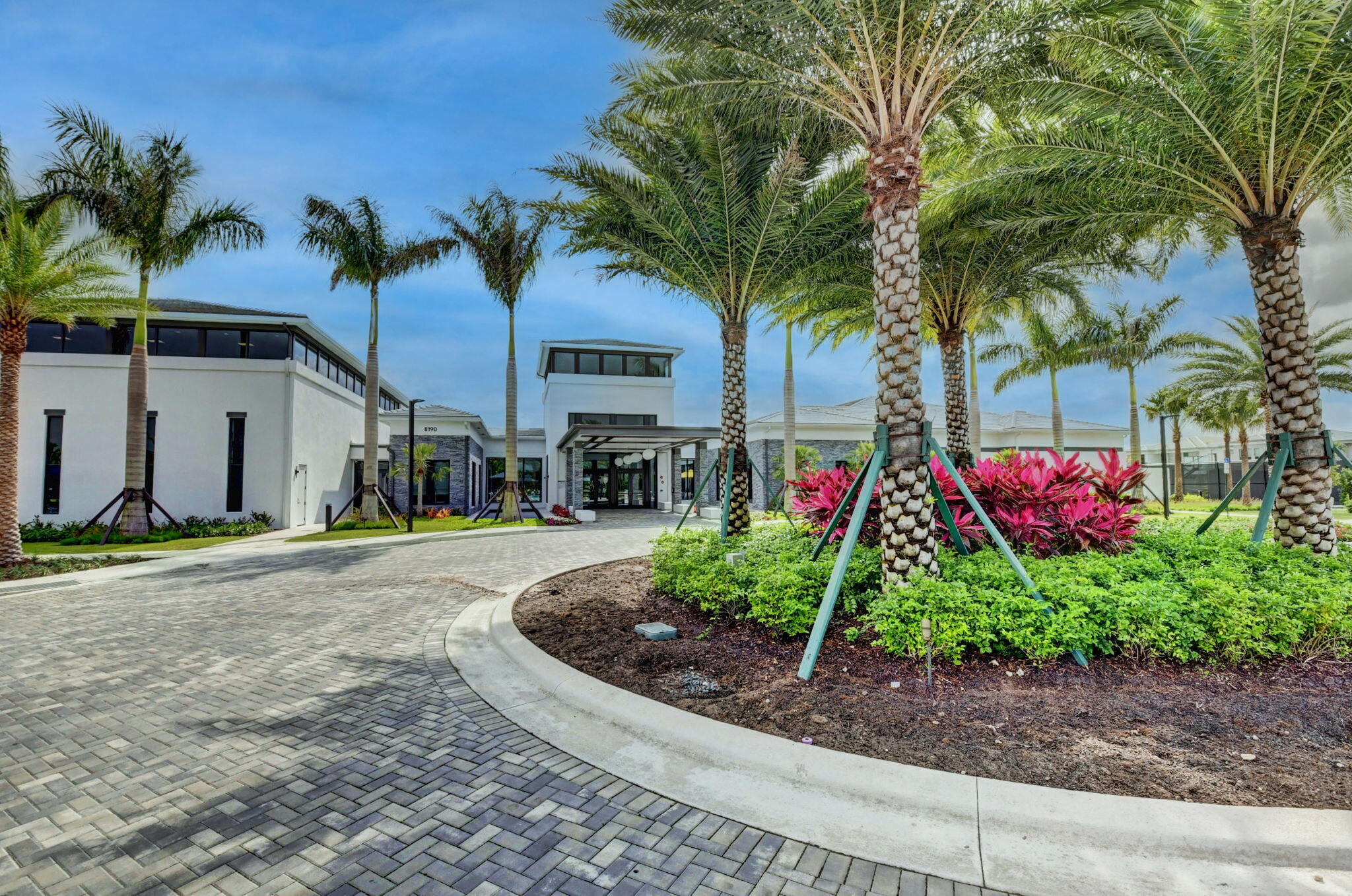 main property photo 78