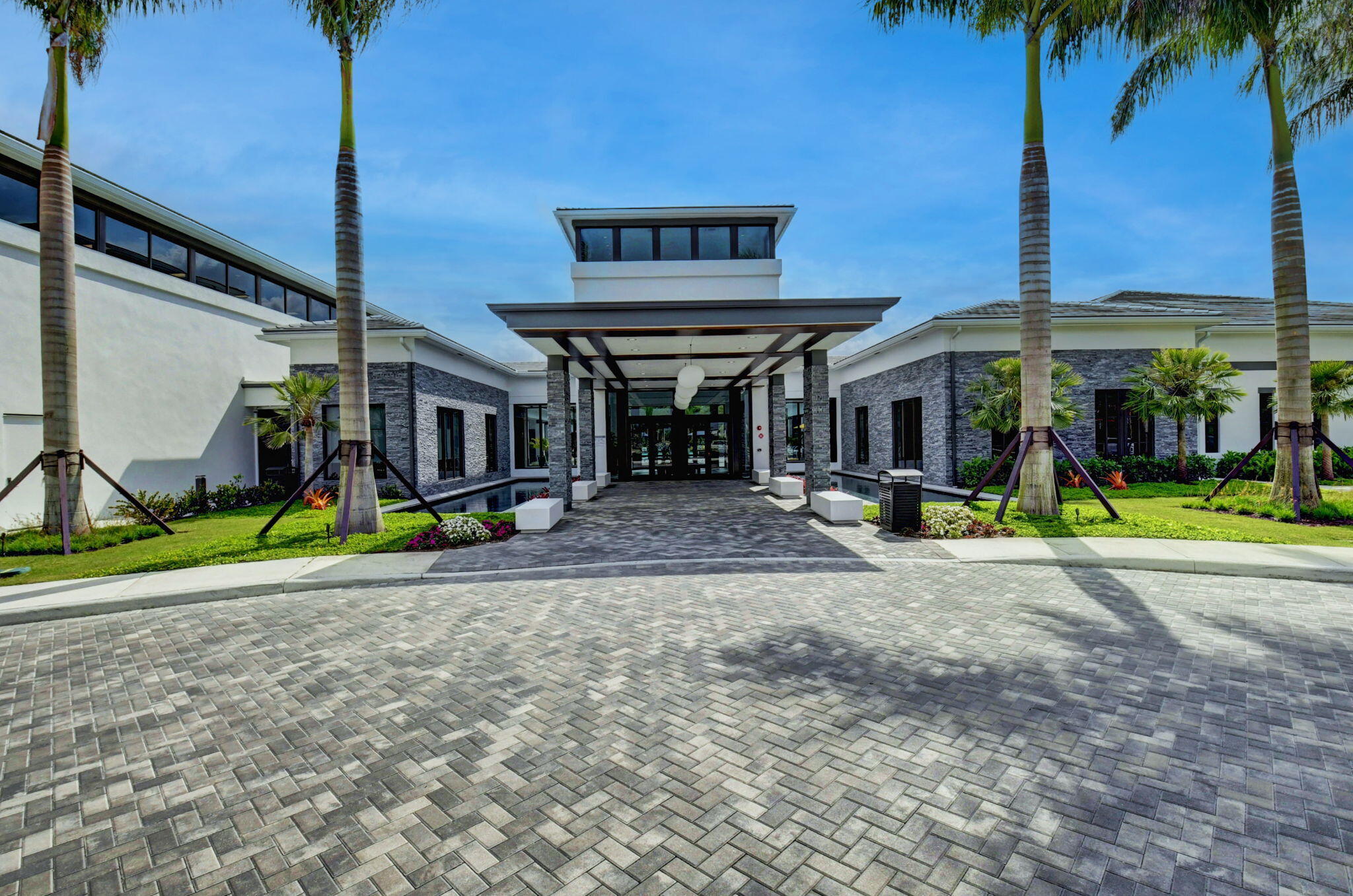main property photo 79