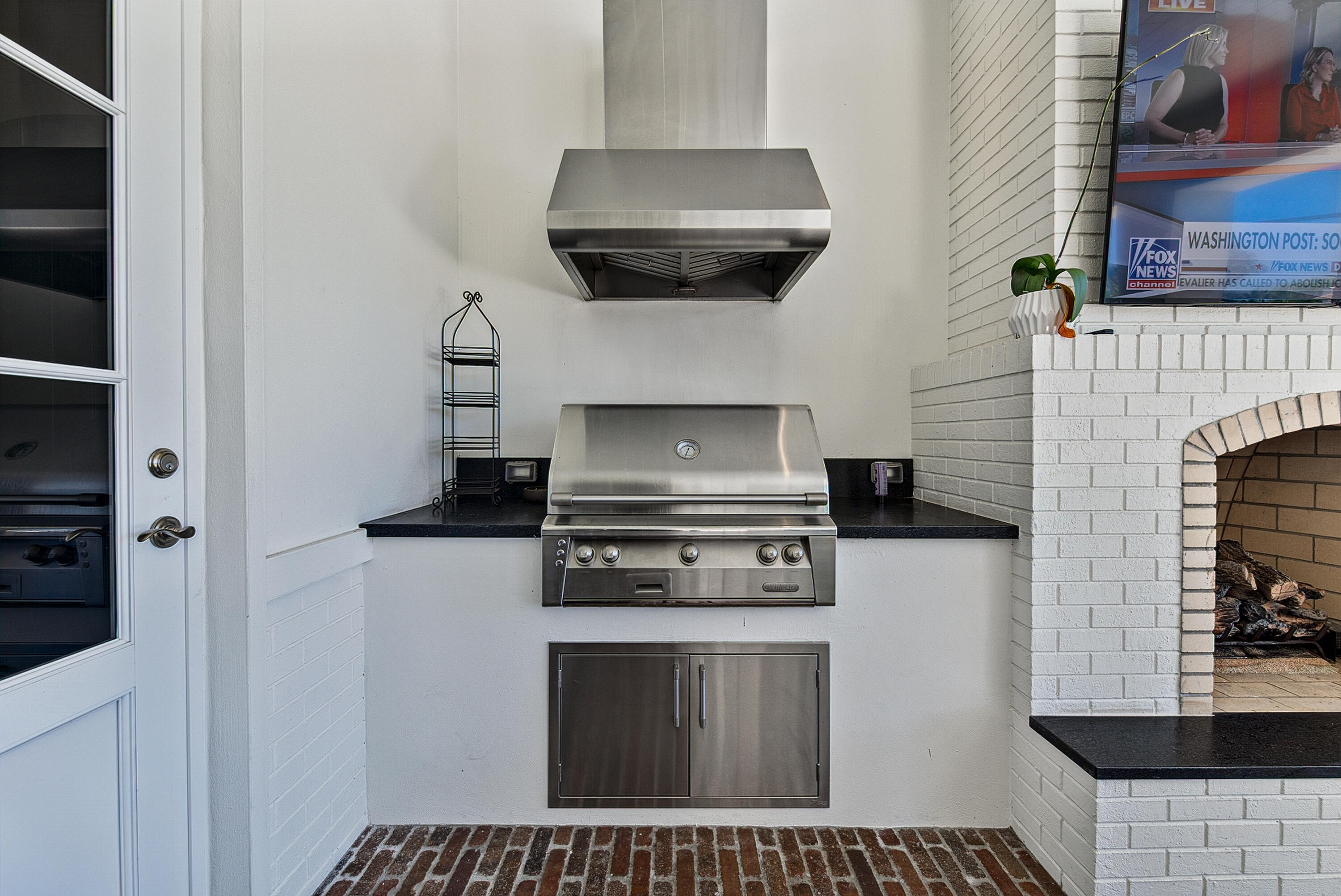 main property photo 71