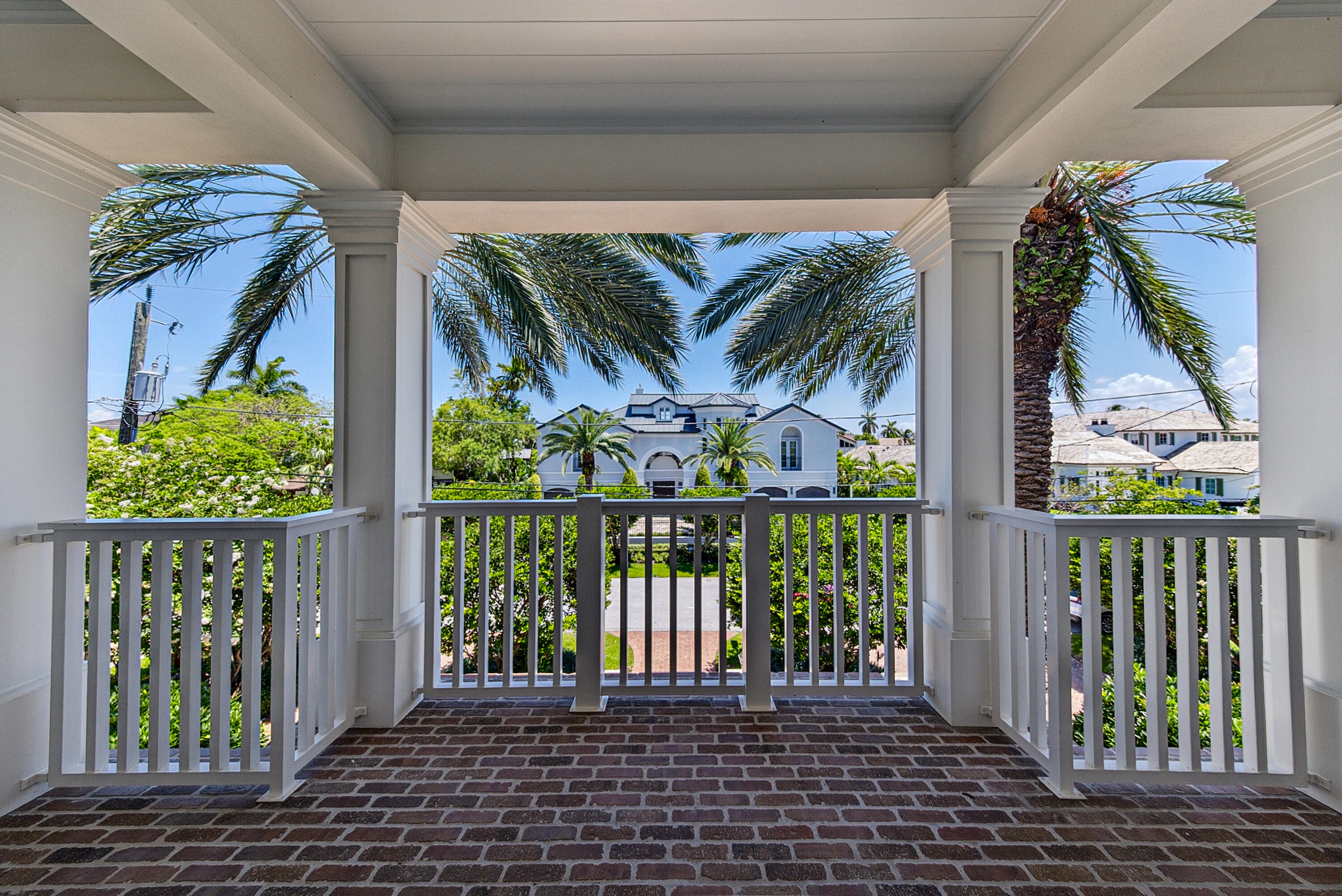 main property photo 94
