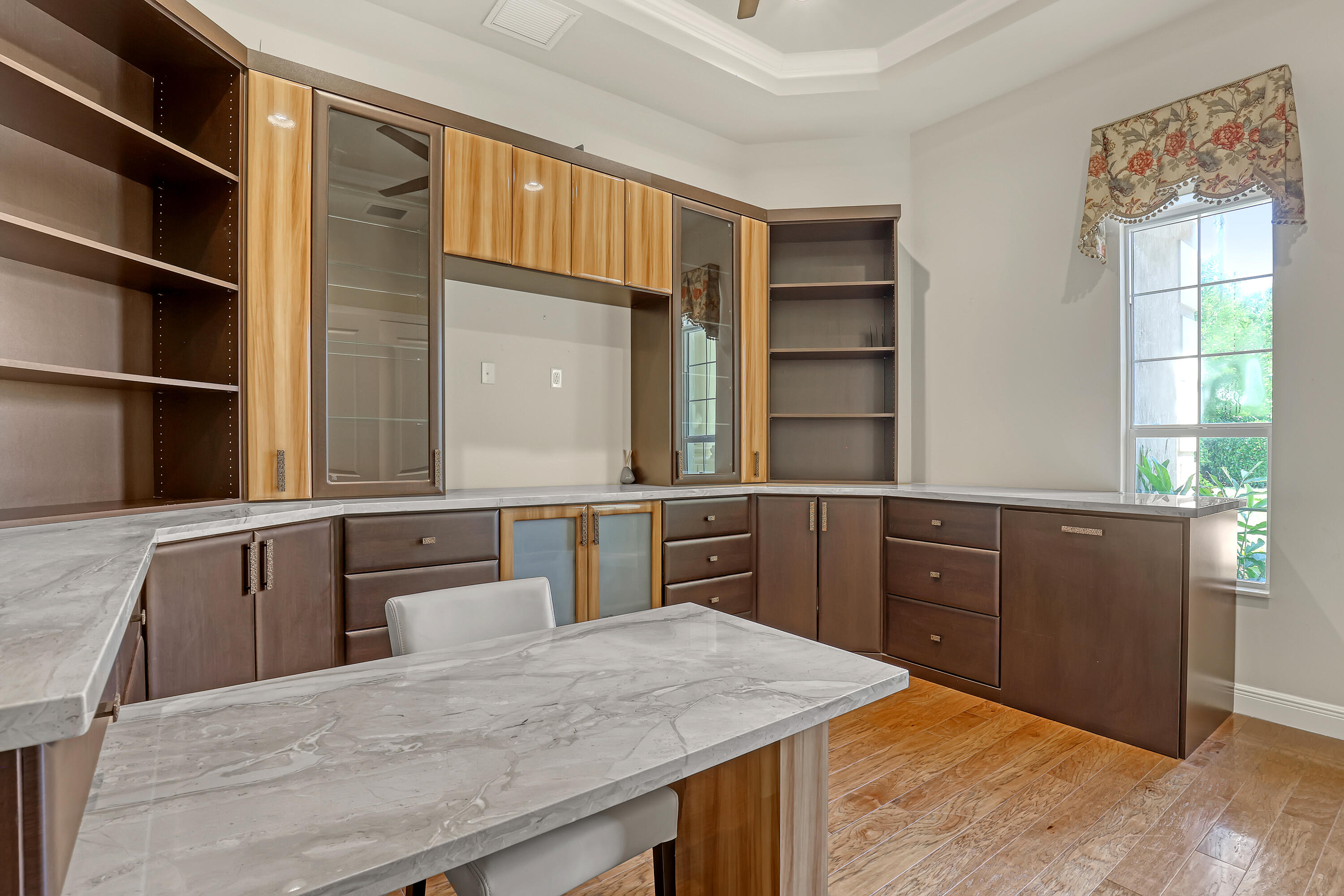 main property photo 64