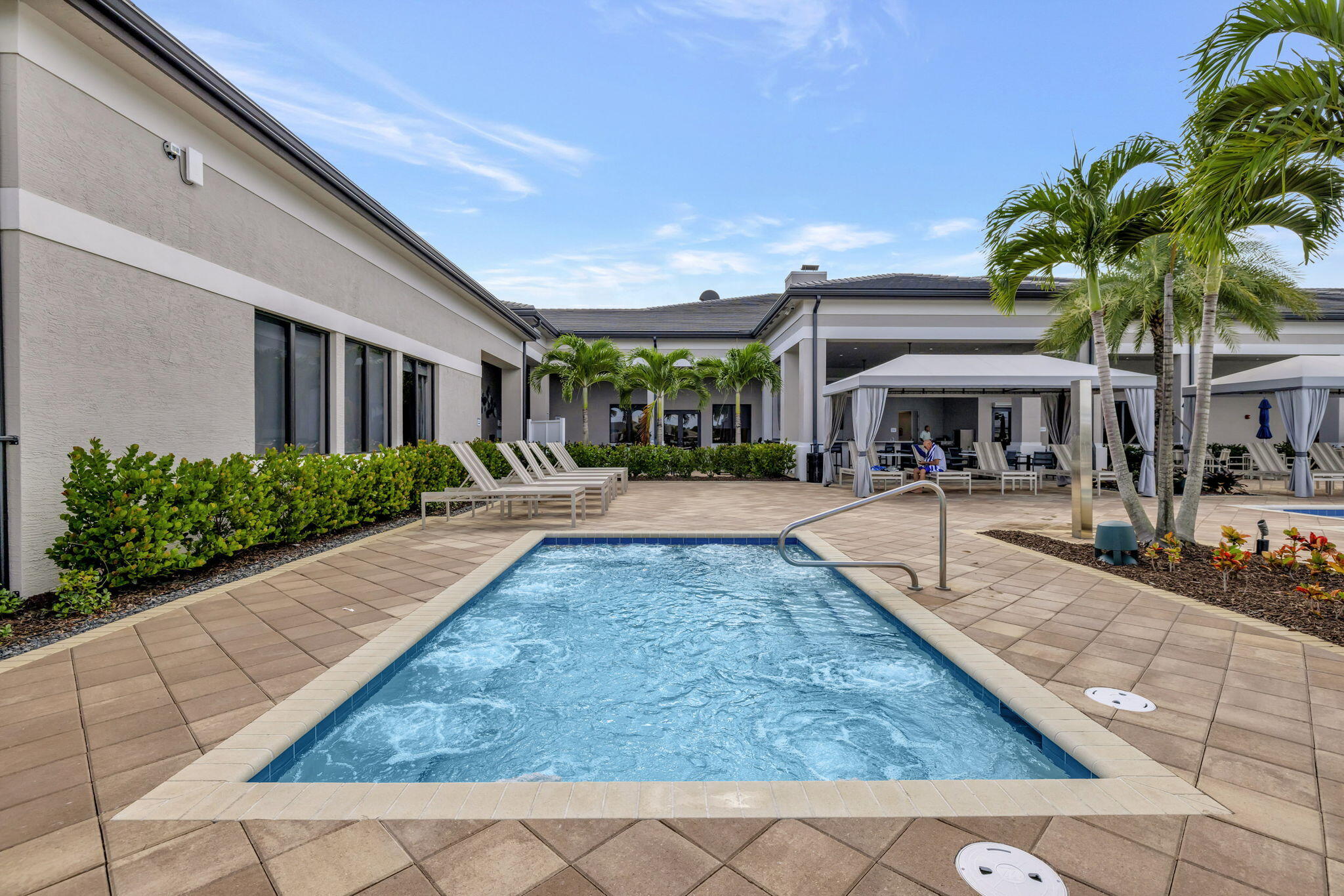main property photo 73