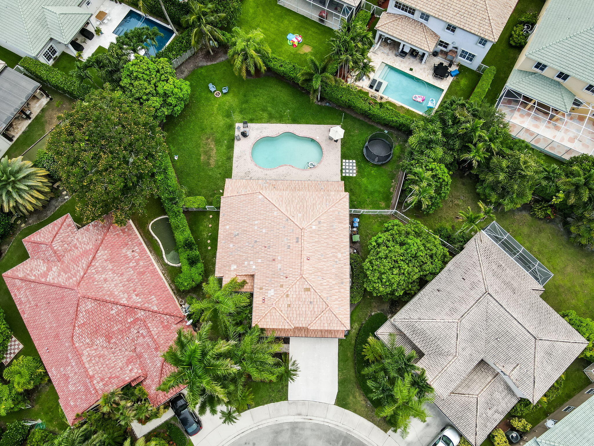 main property photo 39