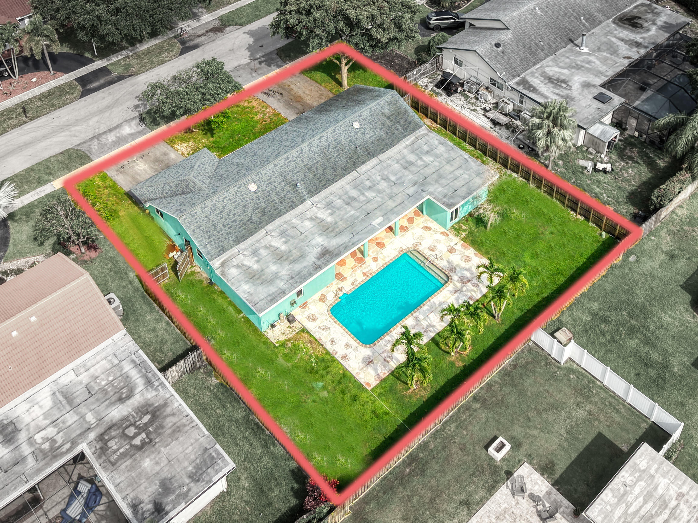 main property photo 16