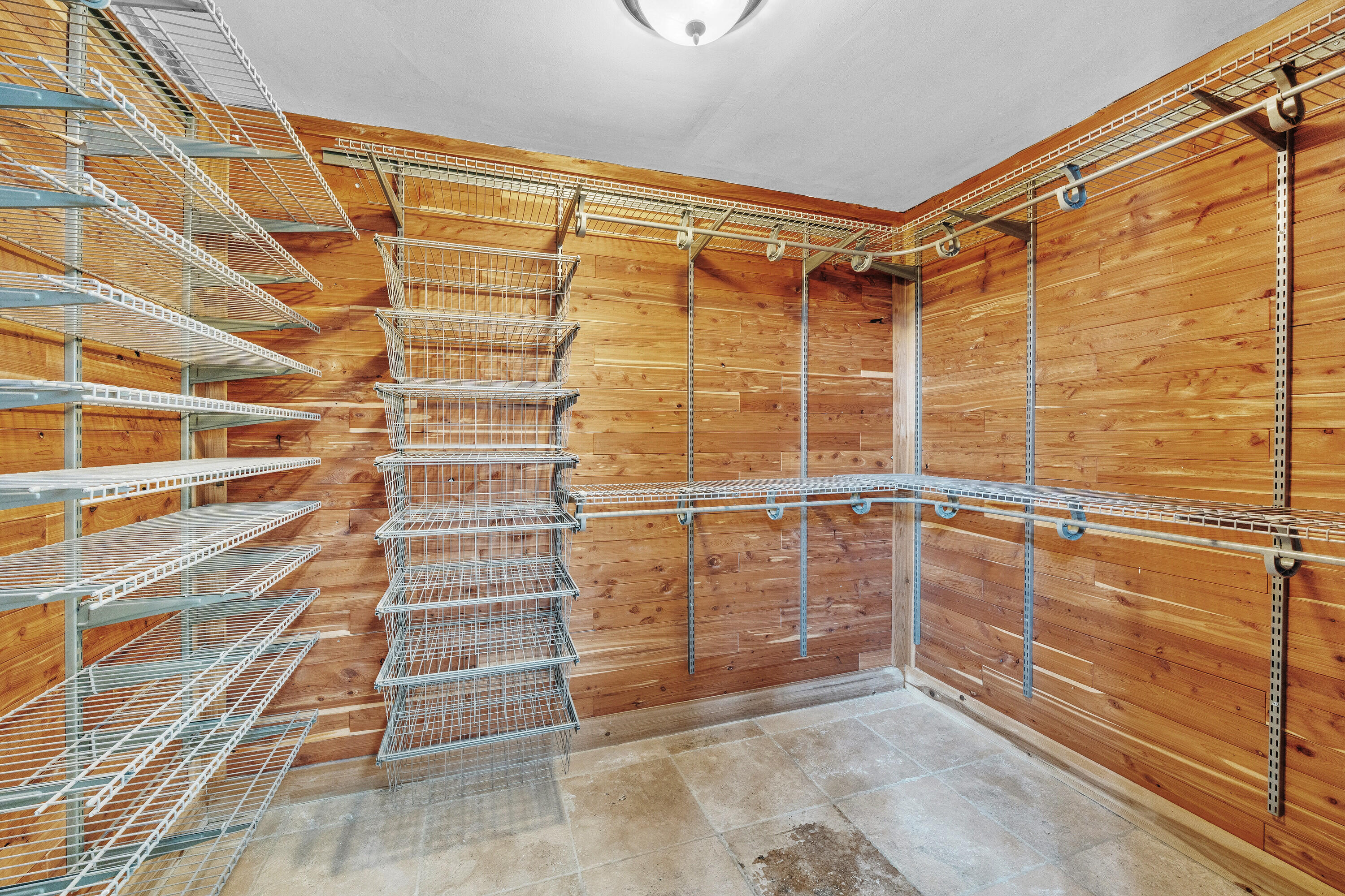 main property photo 78