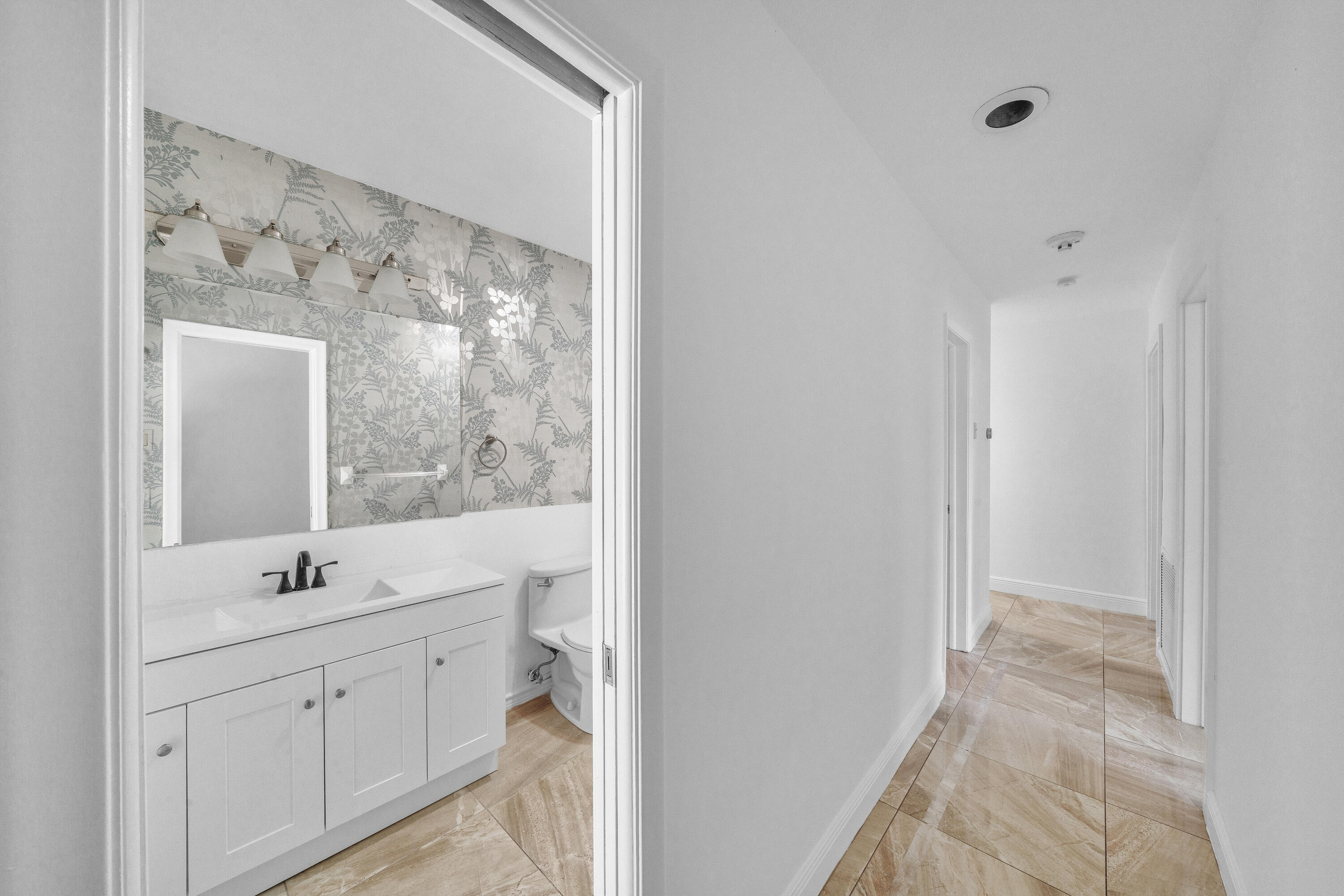 main property photo 87