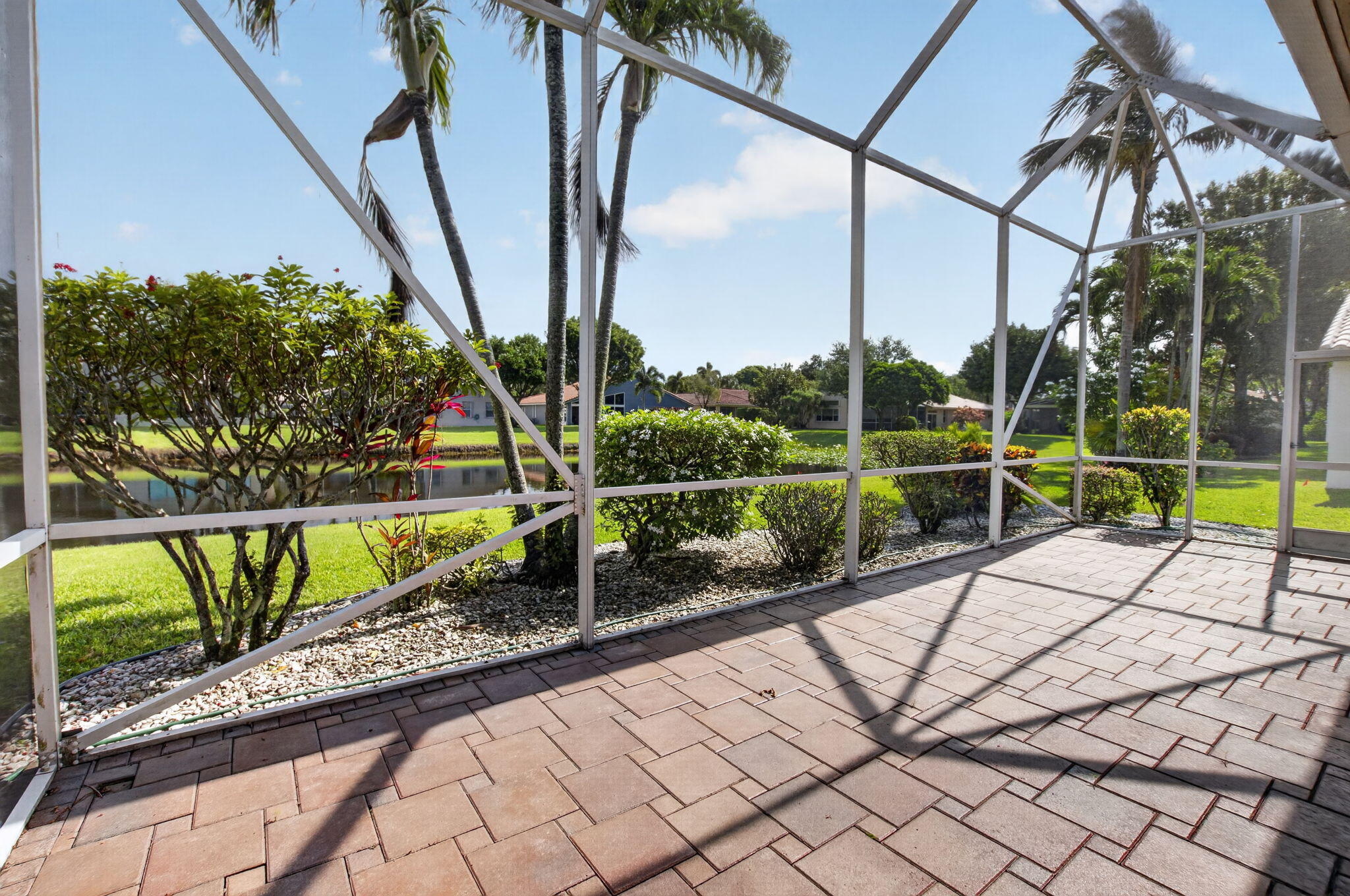 main property photo 50