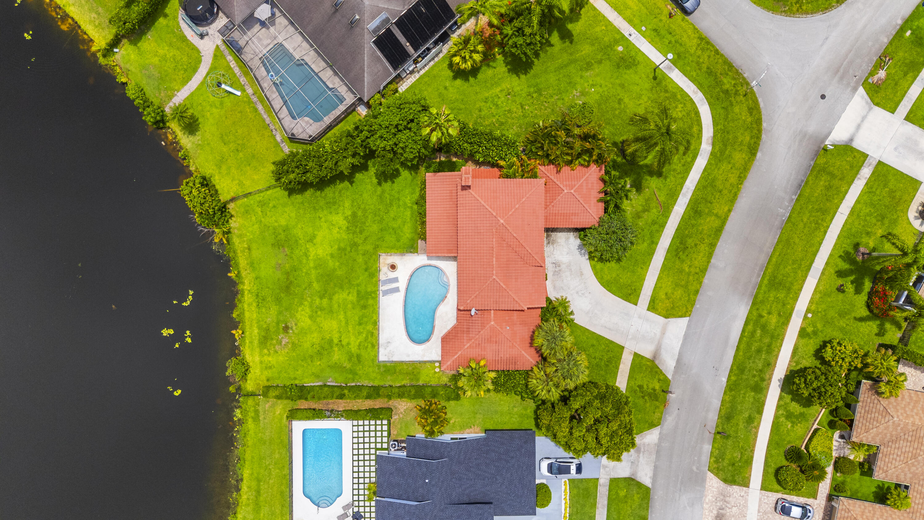 main property photo 51