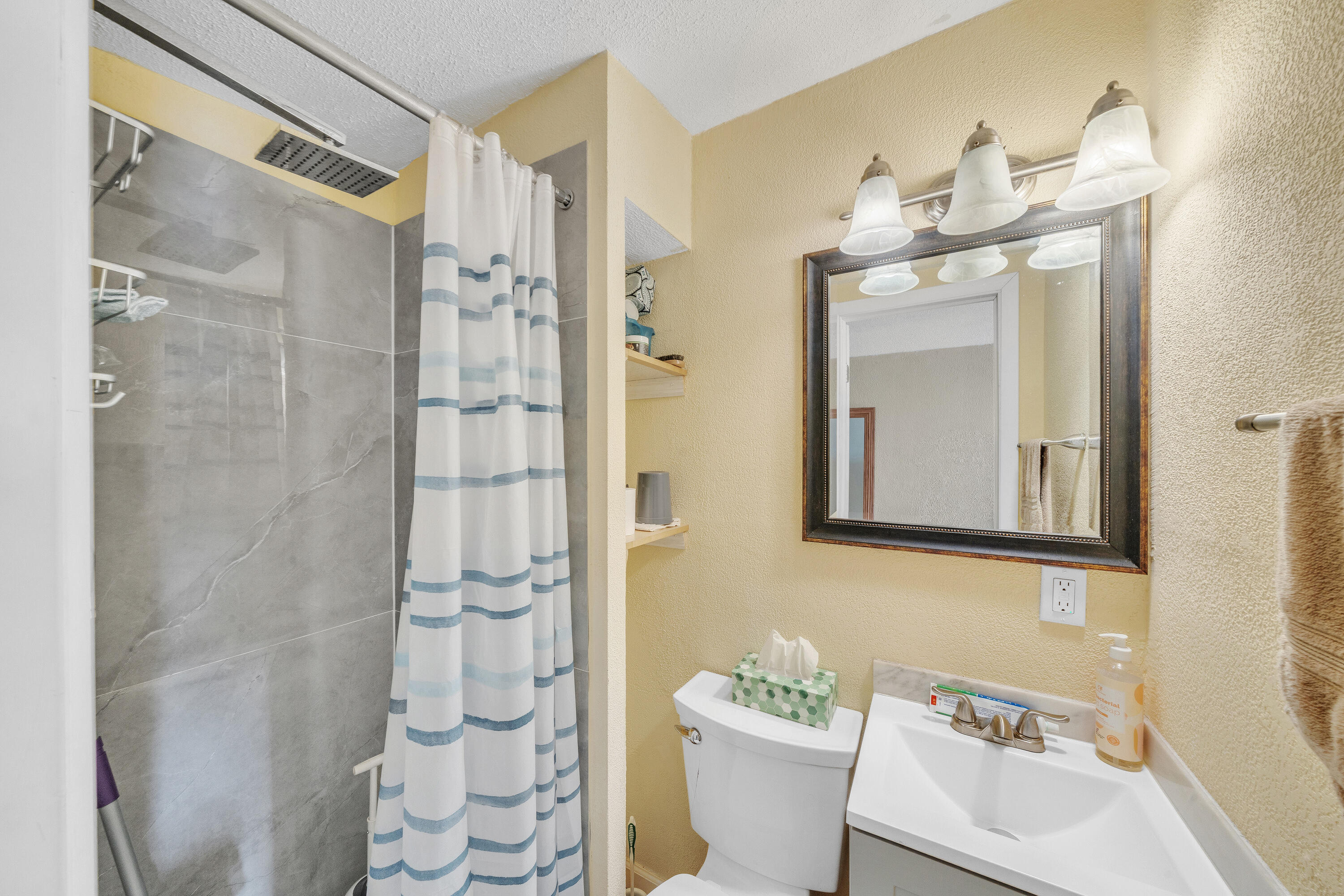 main property photo 72