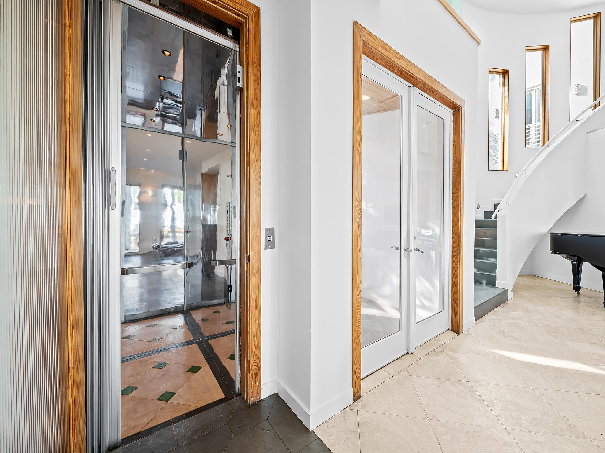 main property photo 21