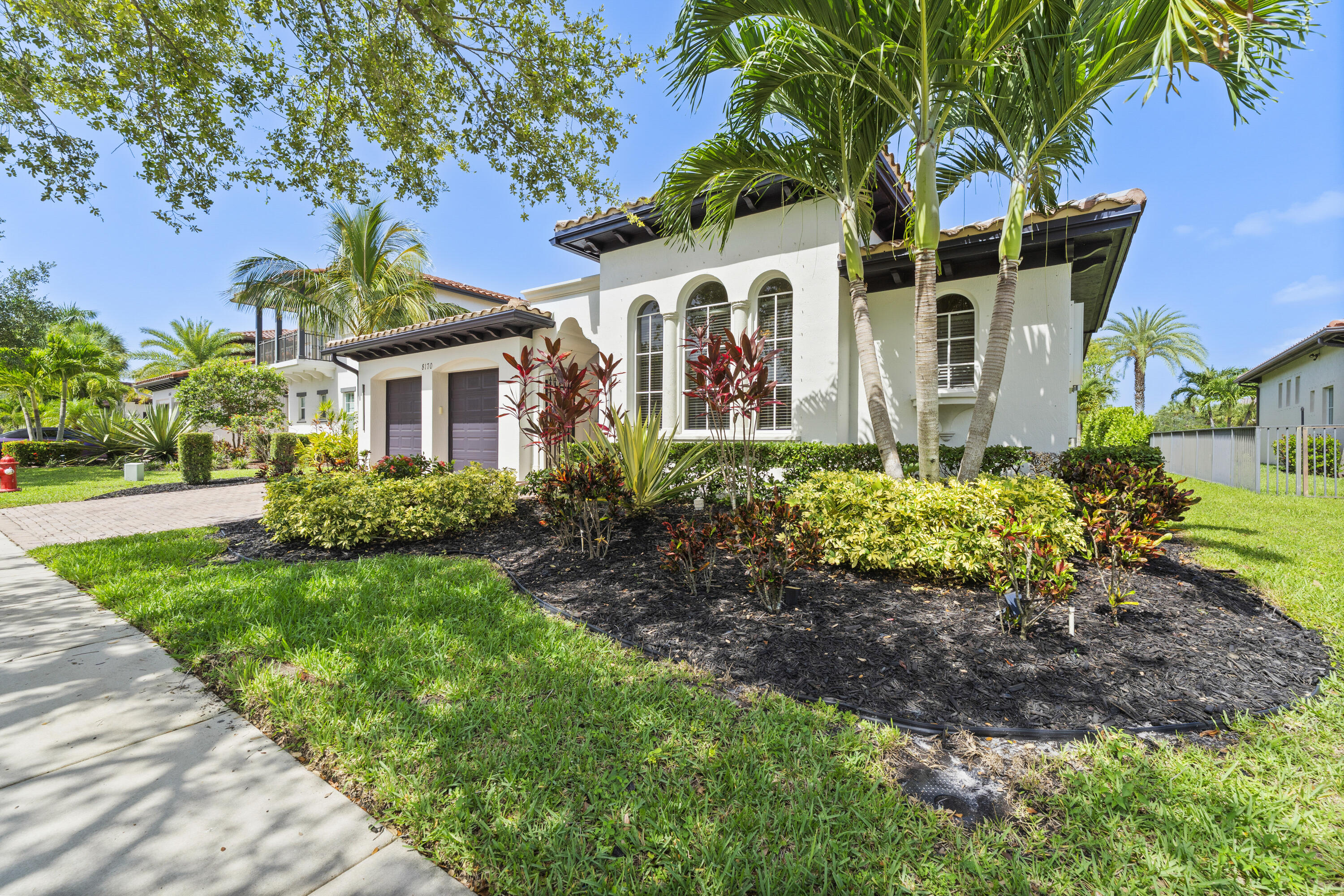 main property photo 50