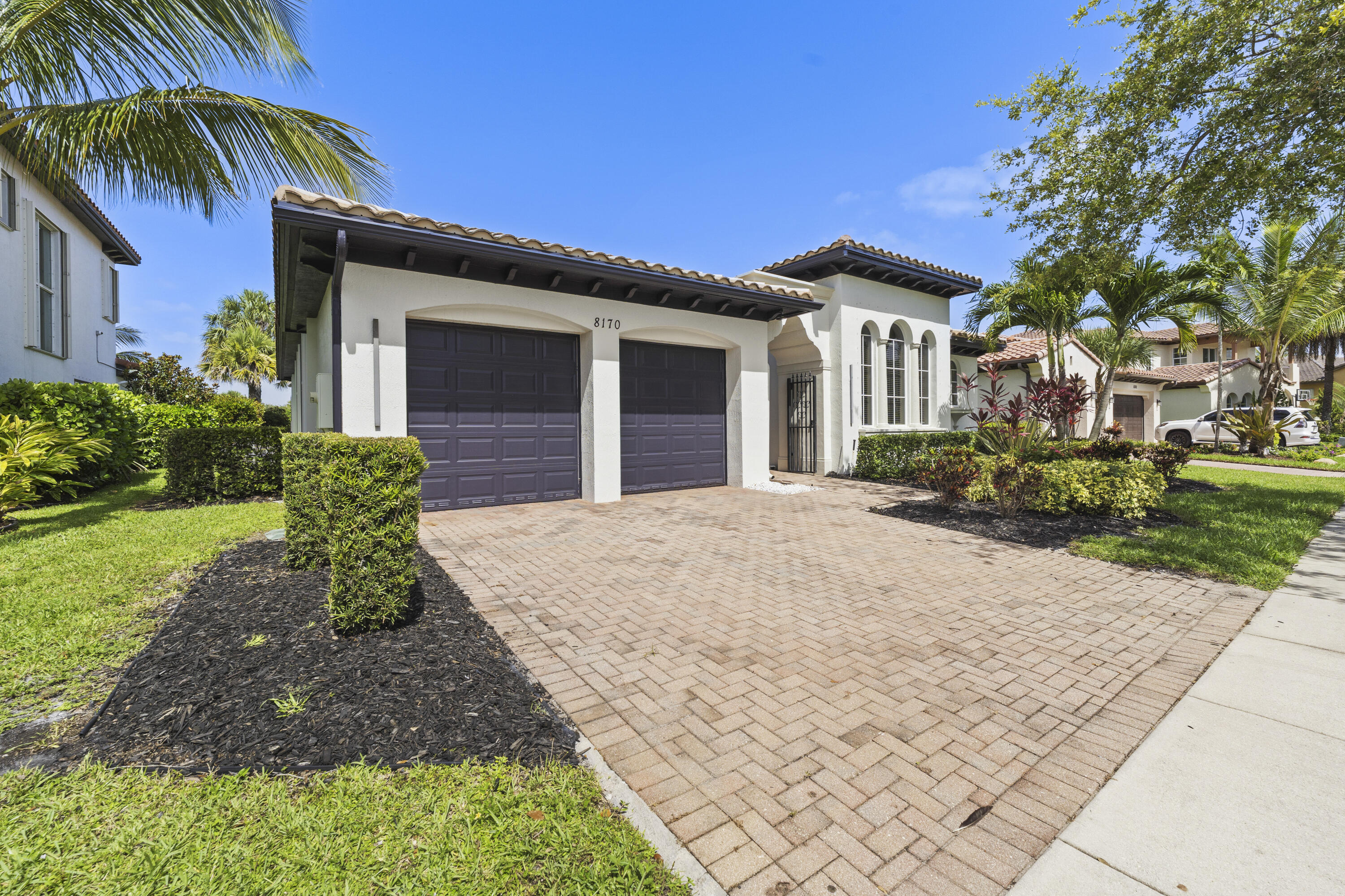 main property photo 51