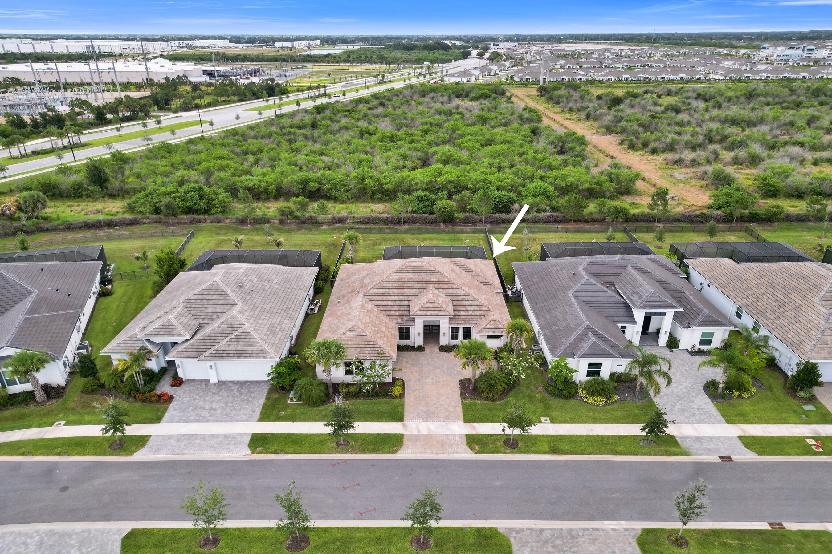 main property photo 50