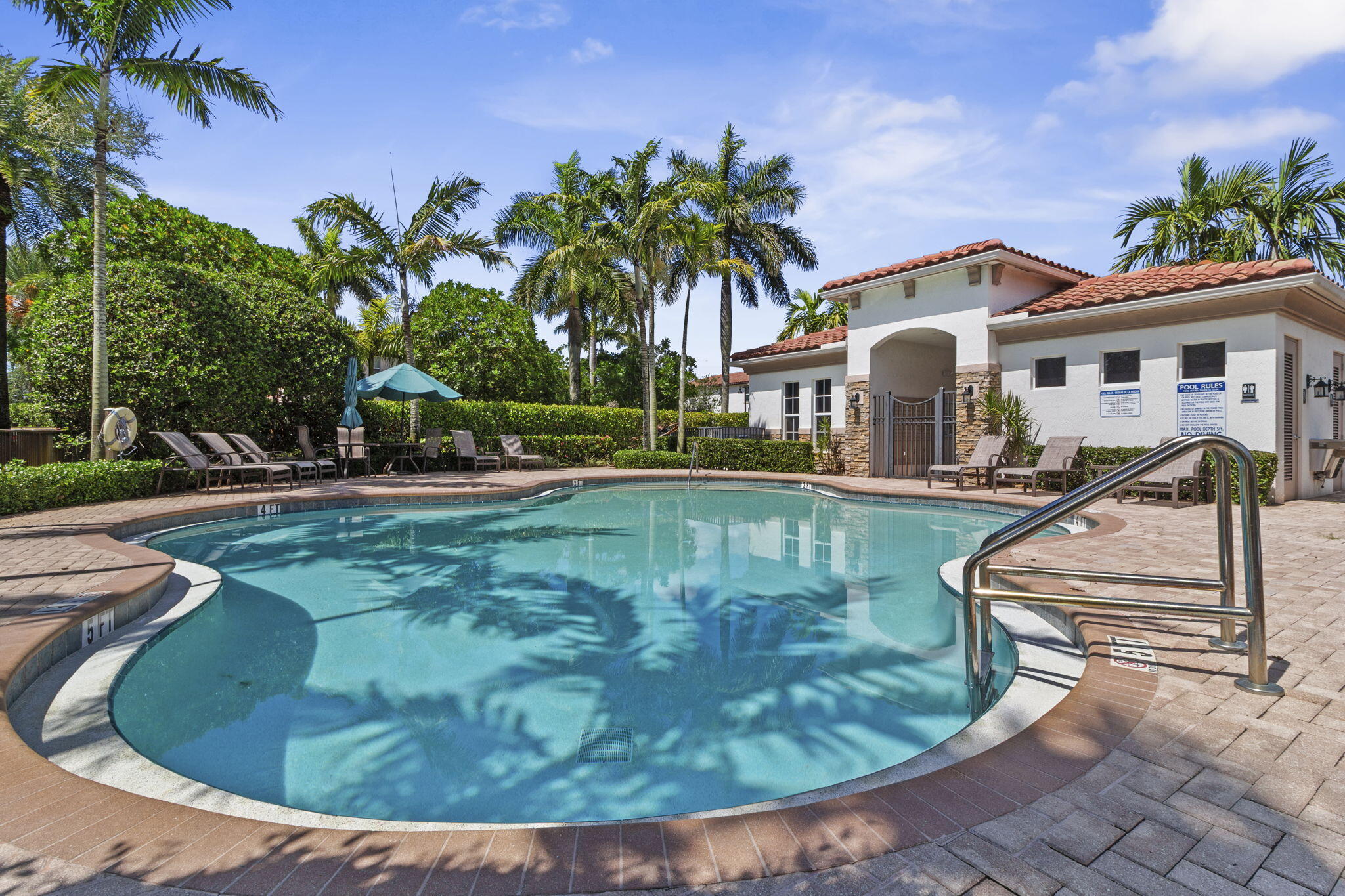 main property photo 54