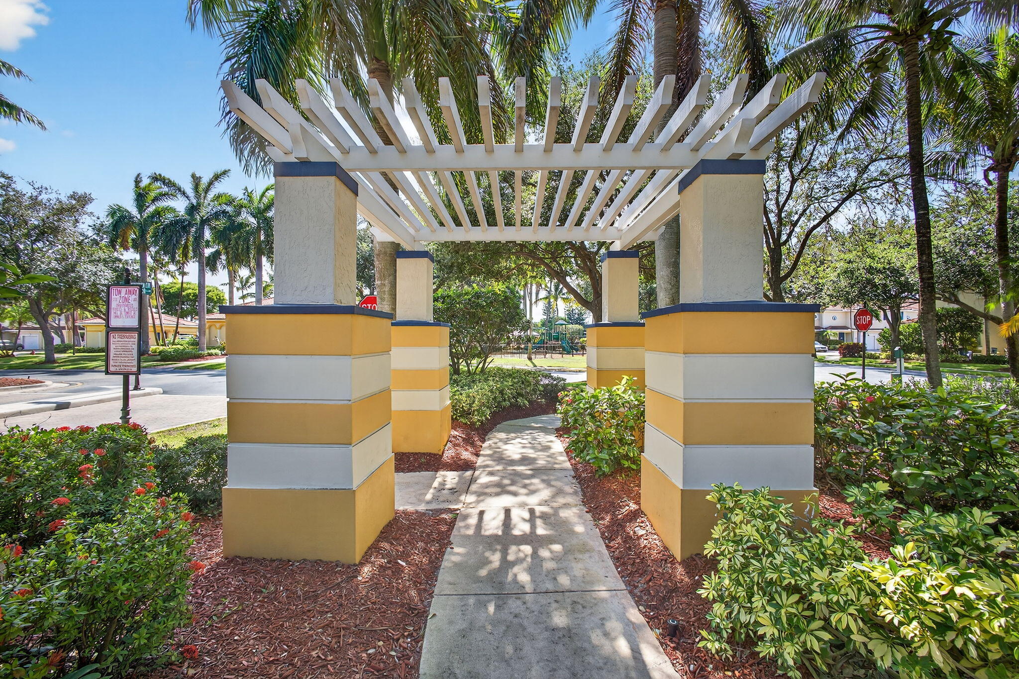 main property photo 70