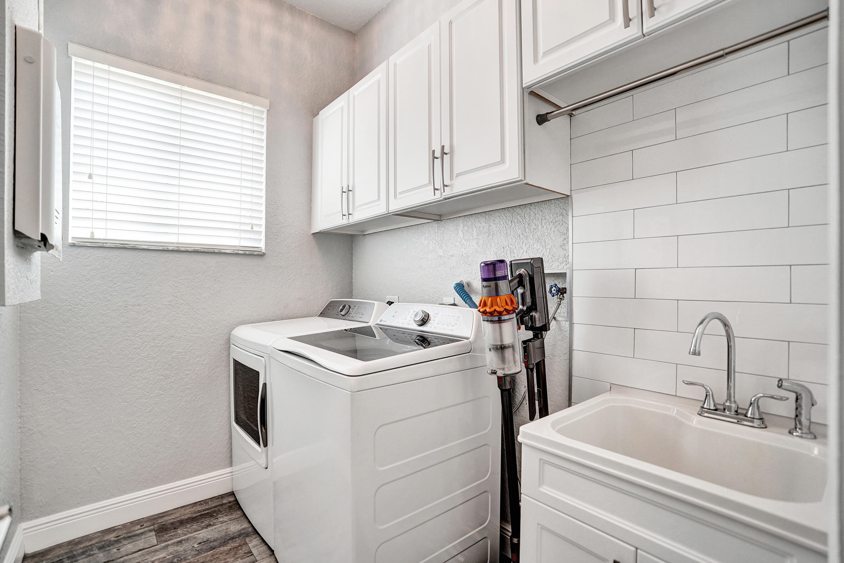 main property photo 87