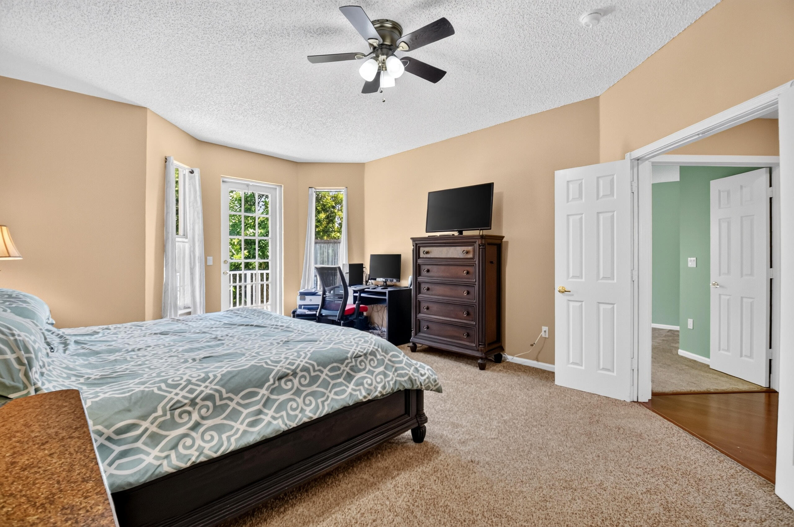 main property photo 44