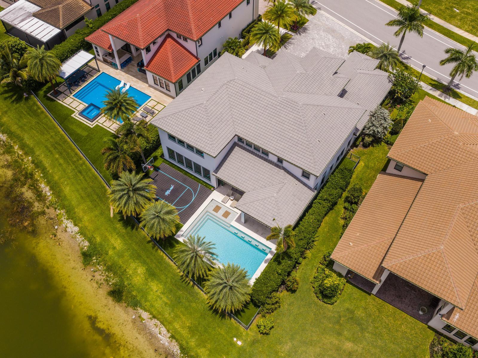main property photo 90