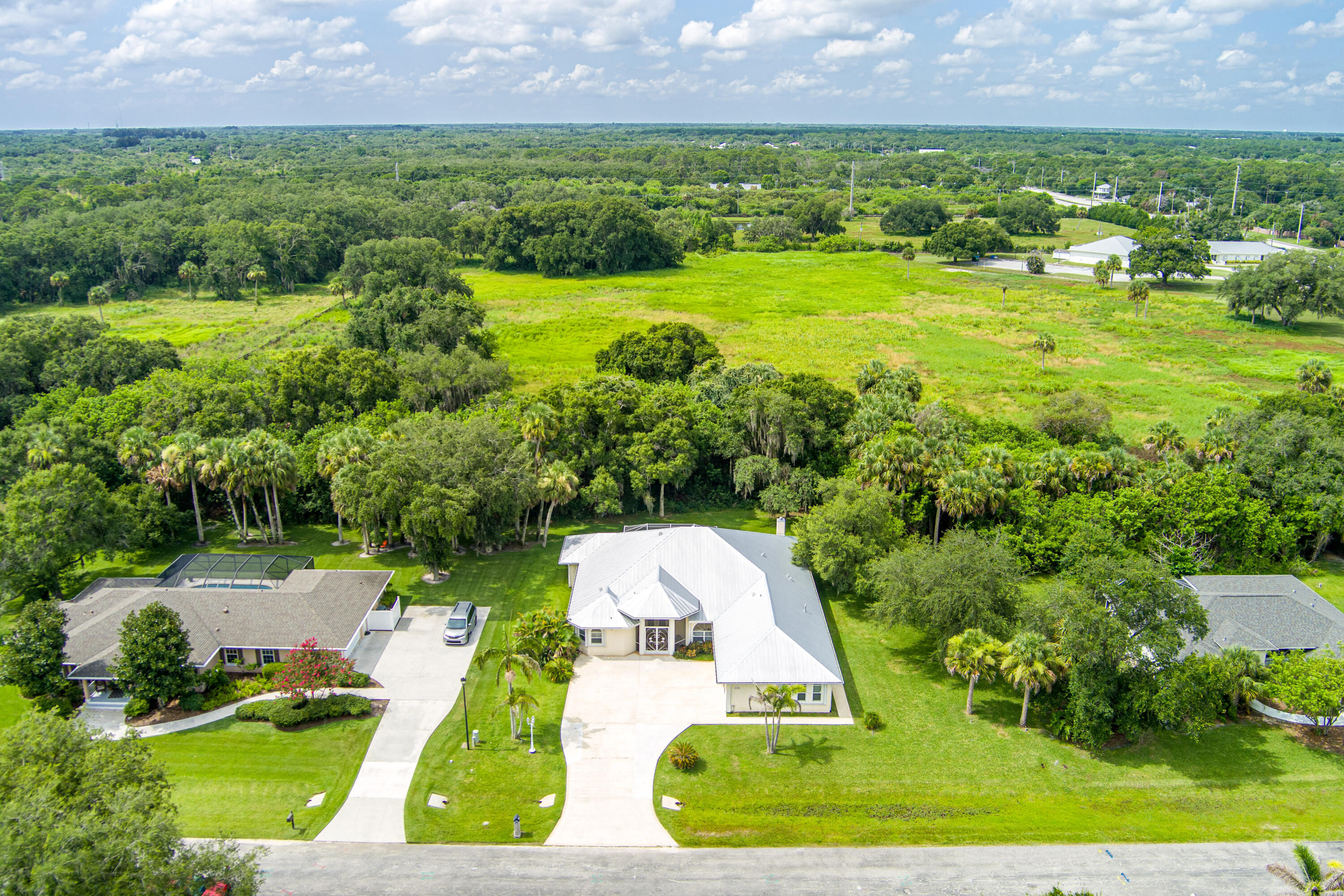 main property photo 60