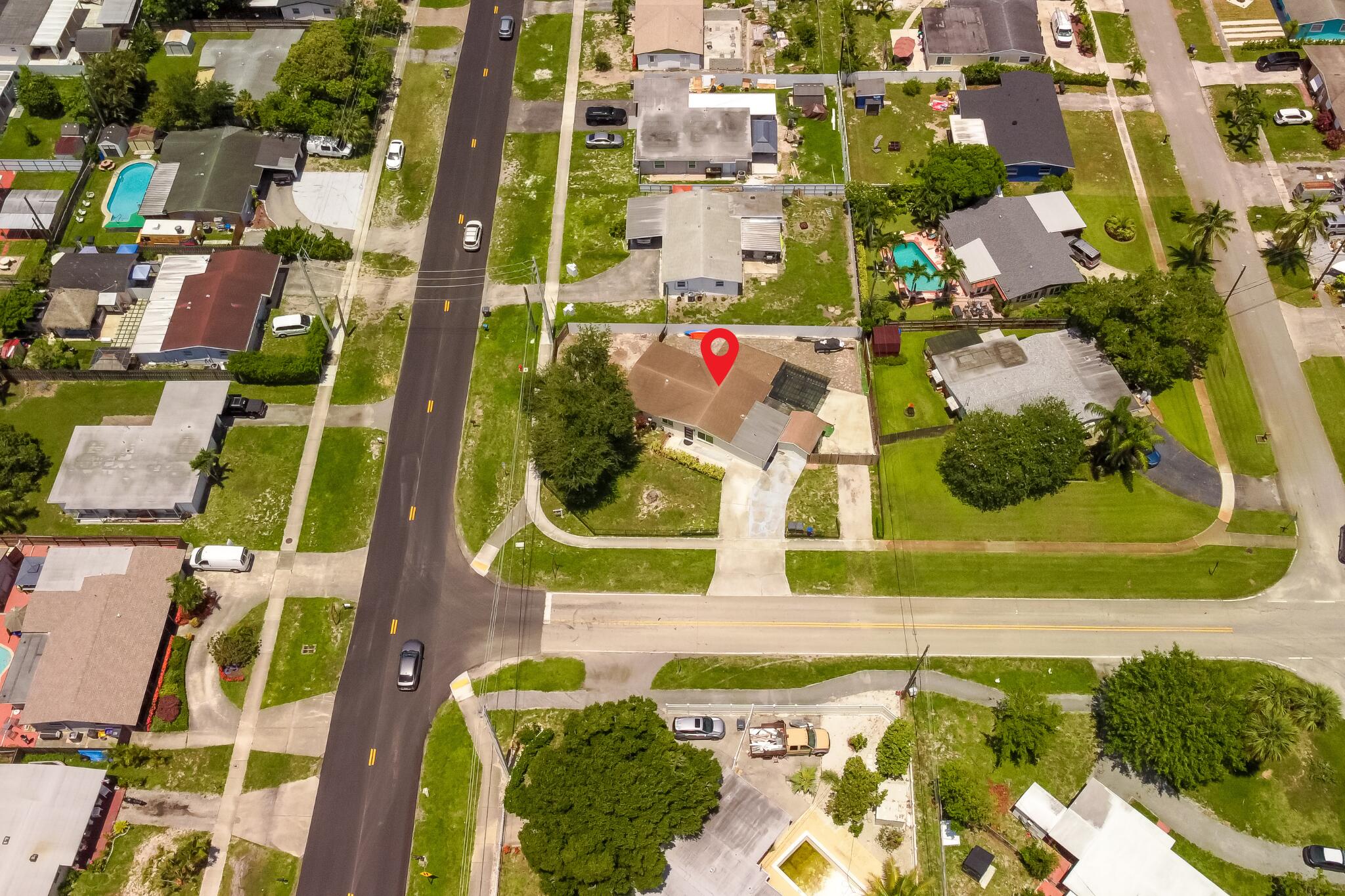 main property photo 34