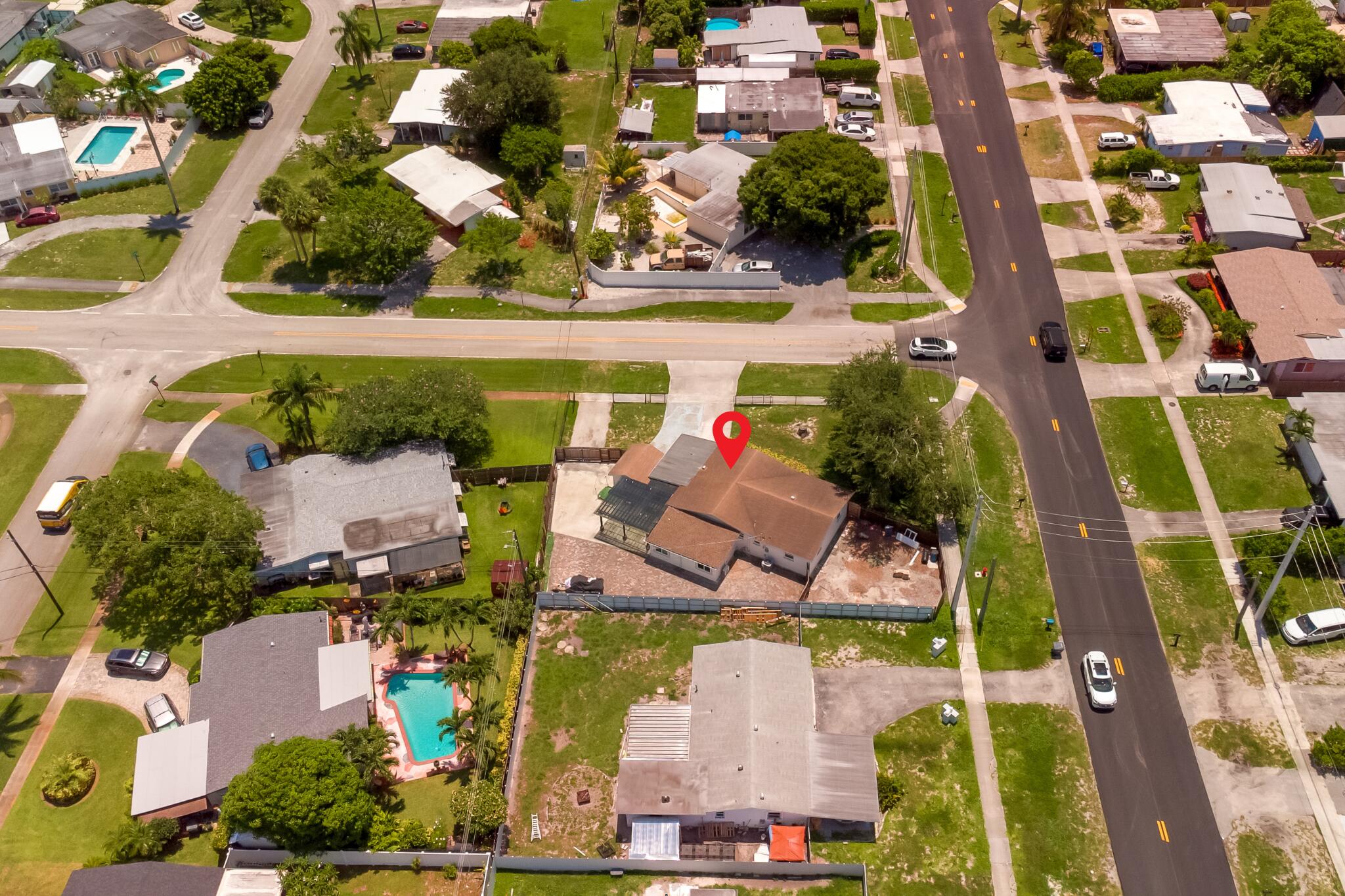 main property photo 37