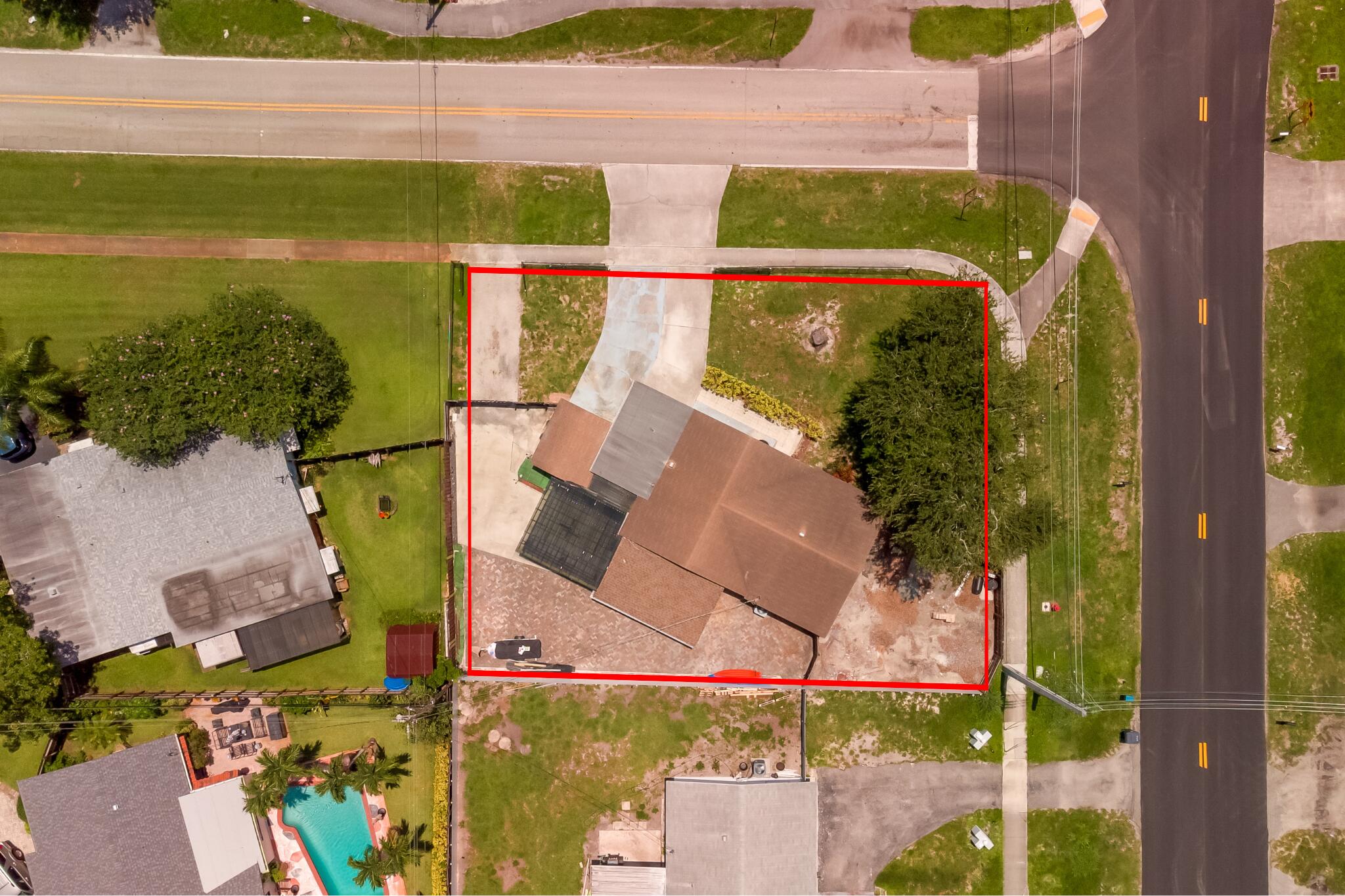 main property photo 38