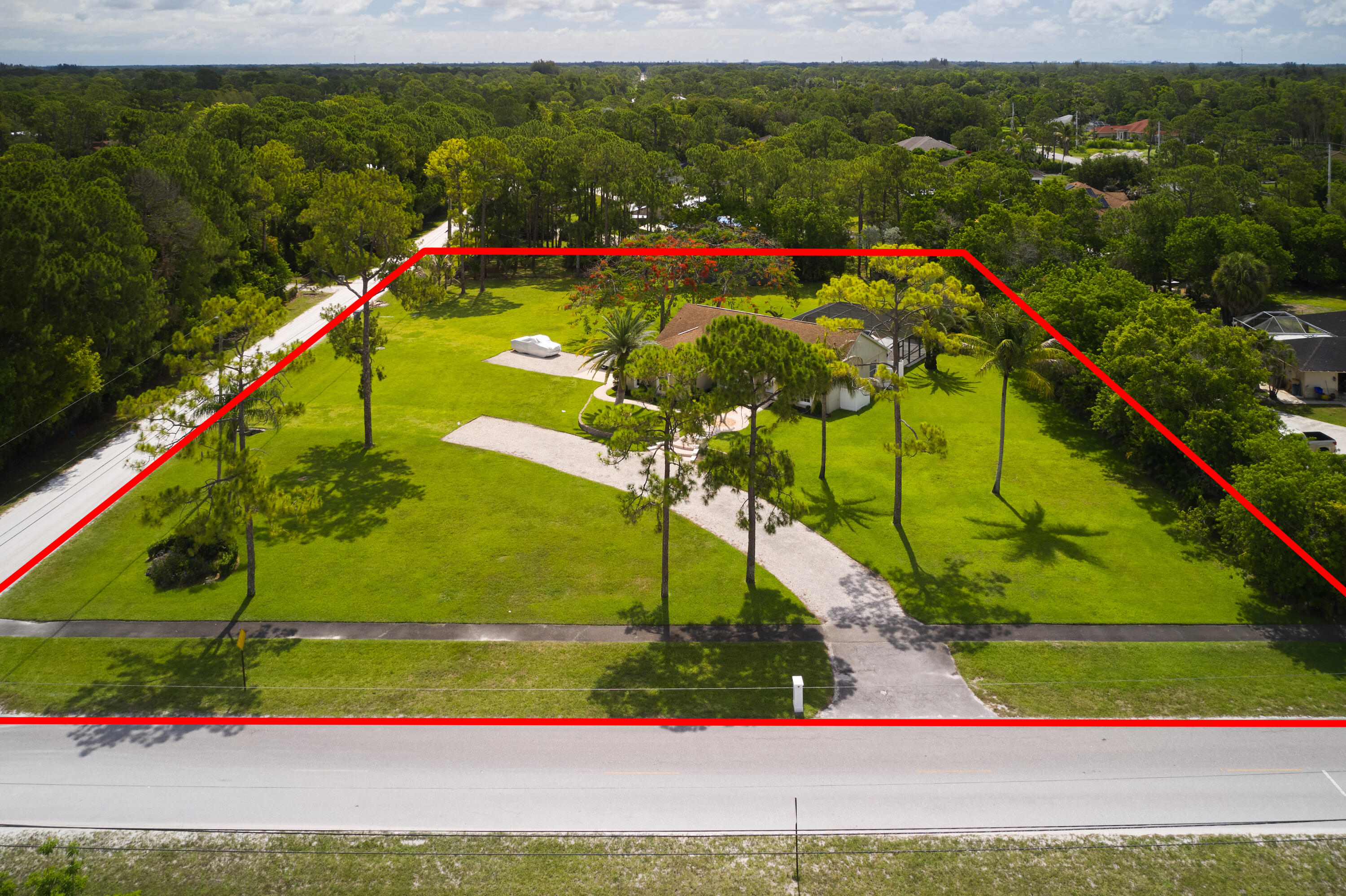main property photo 33