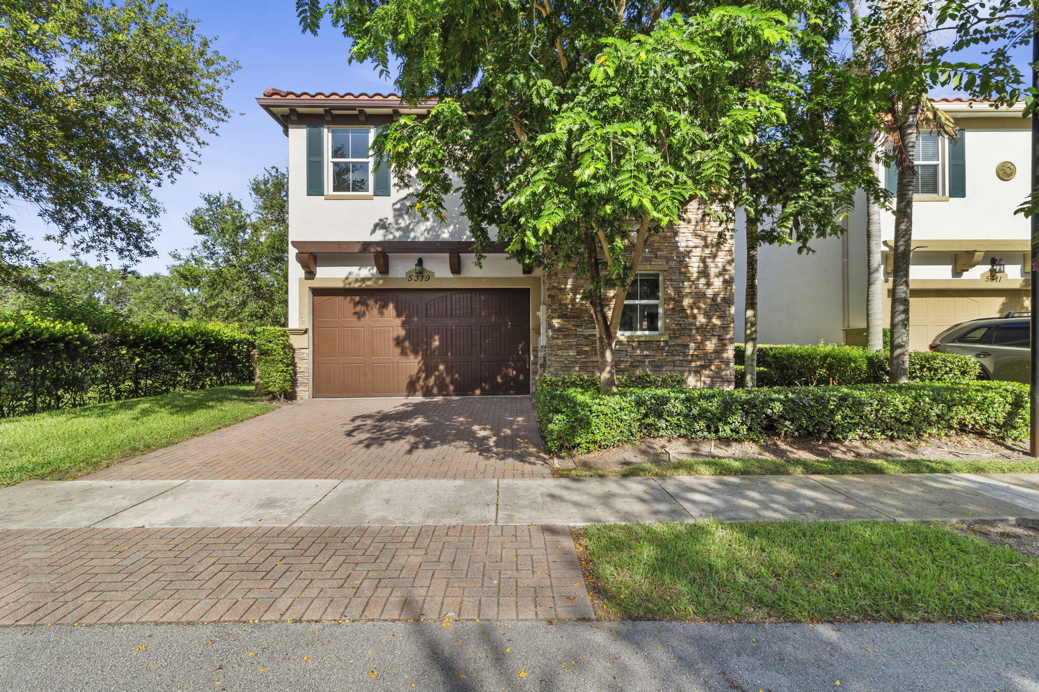 main property photo 70