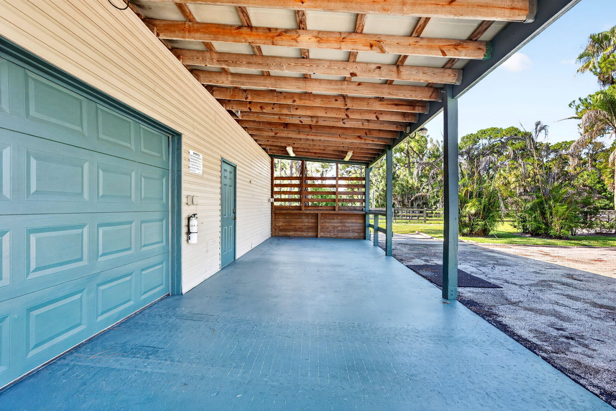 main property photo 39