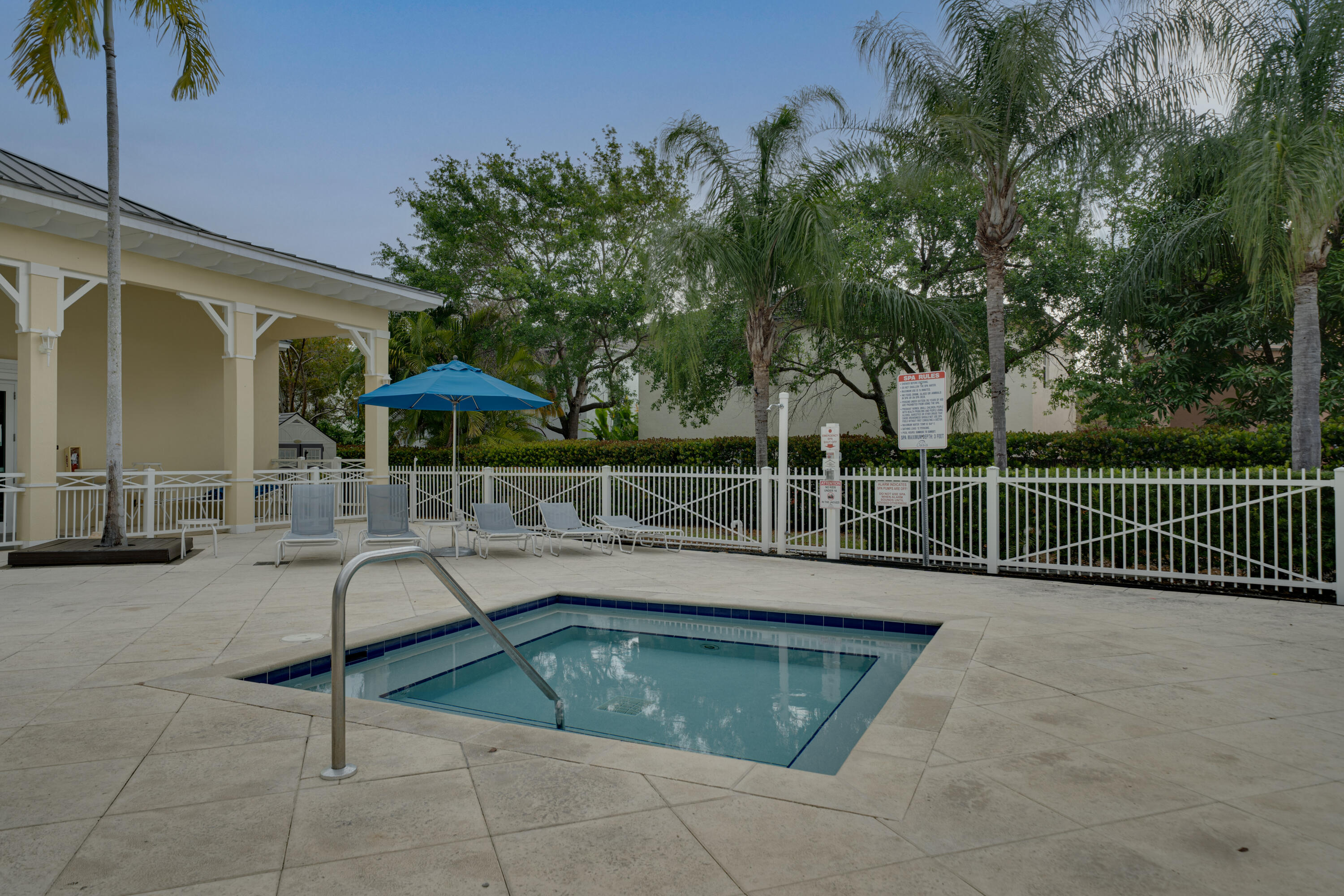 main property photo 45