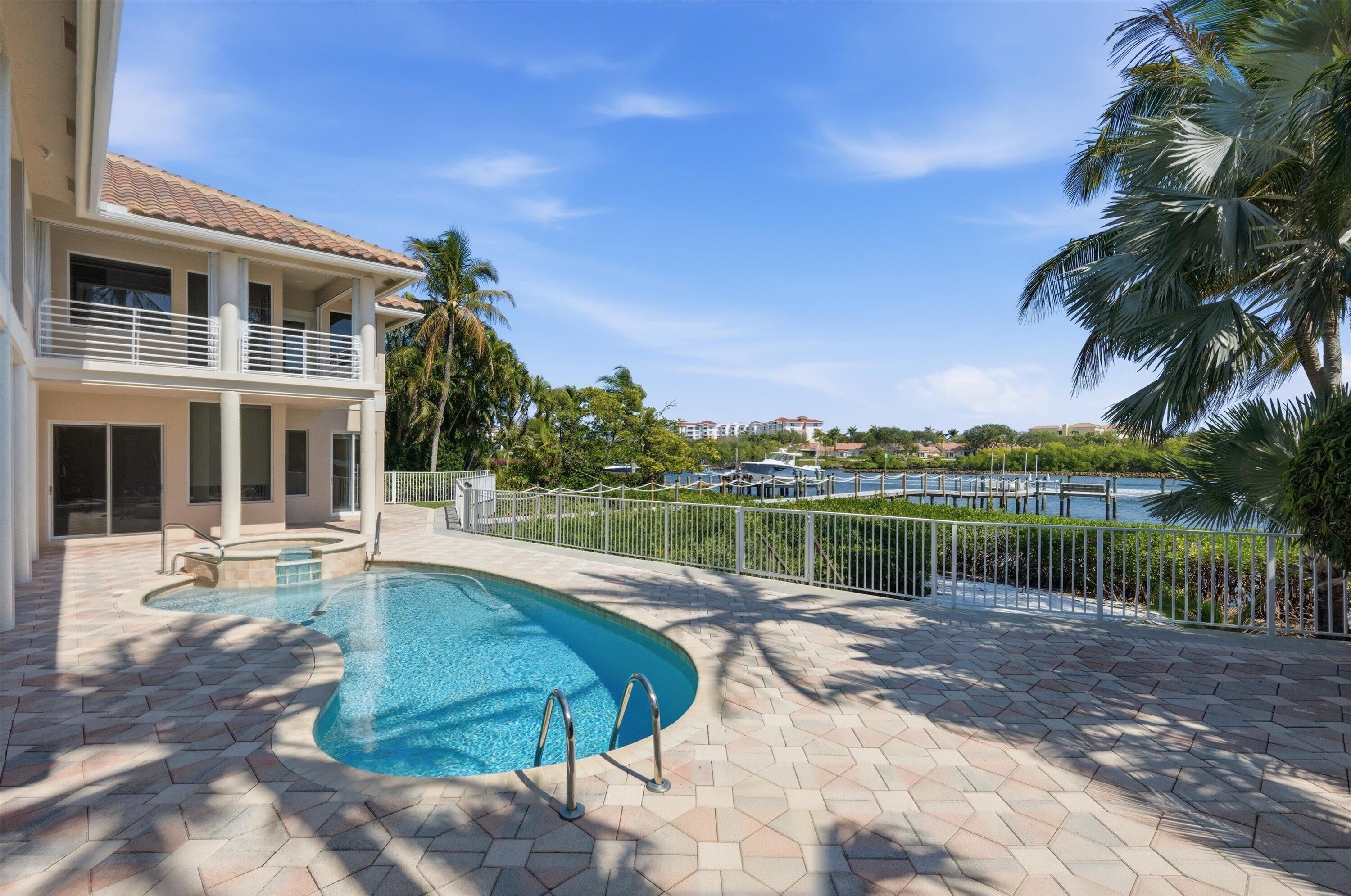 main property photo 9