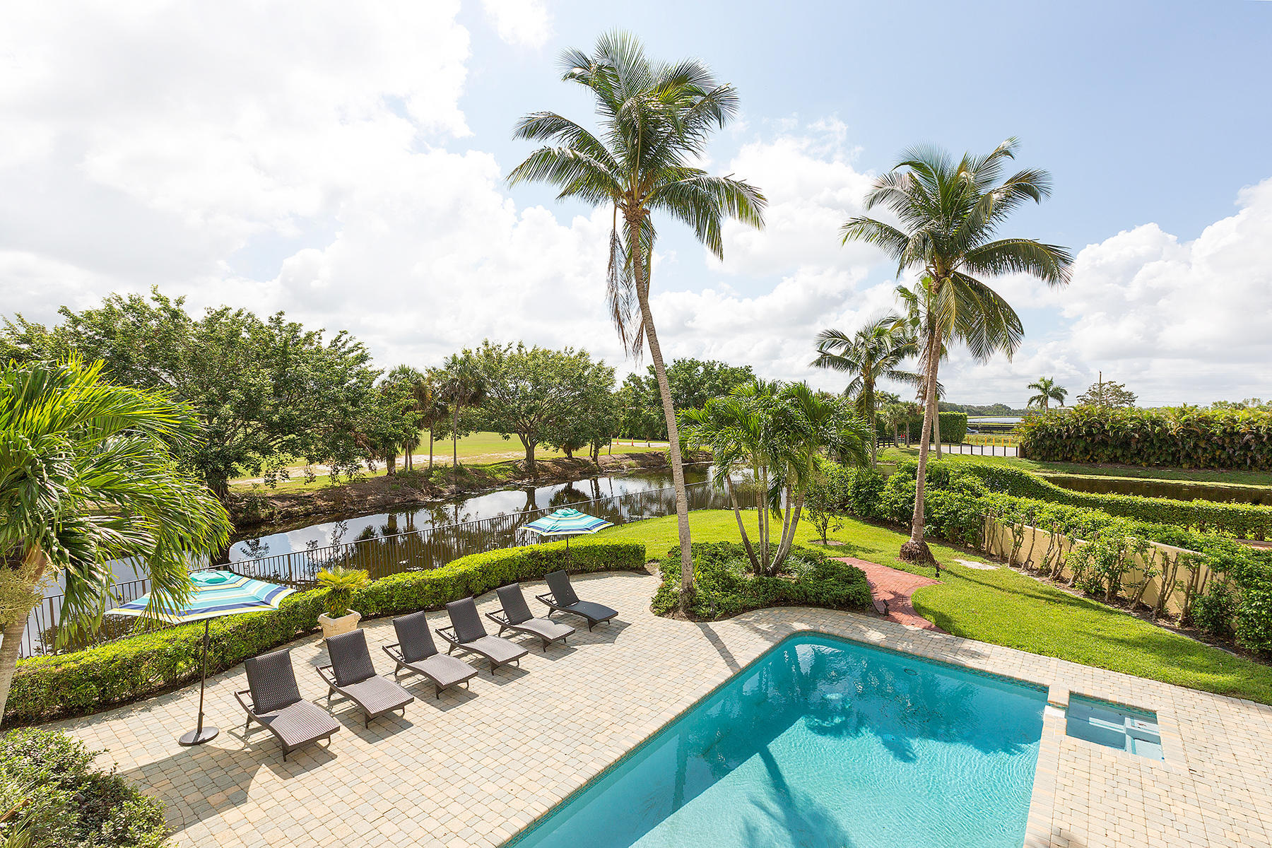 main property photo 3
