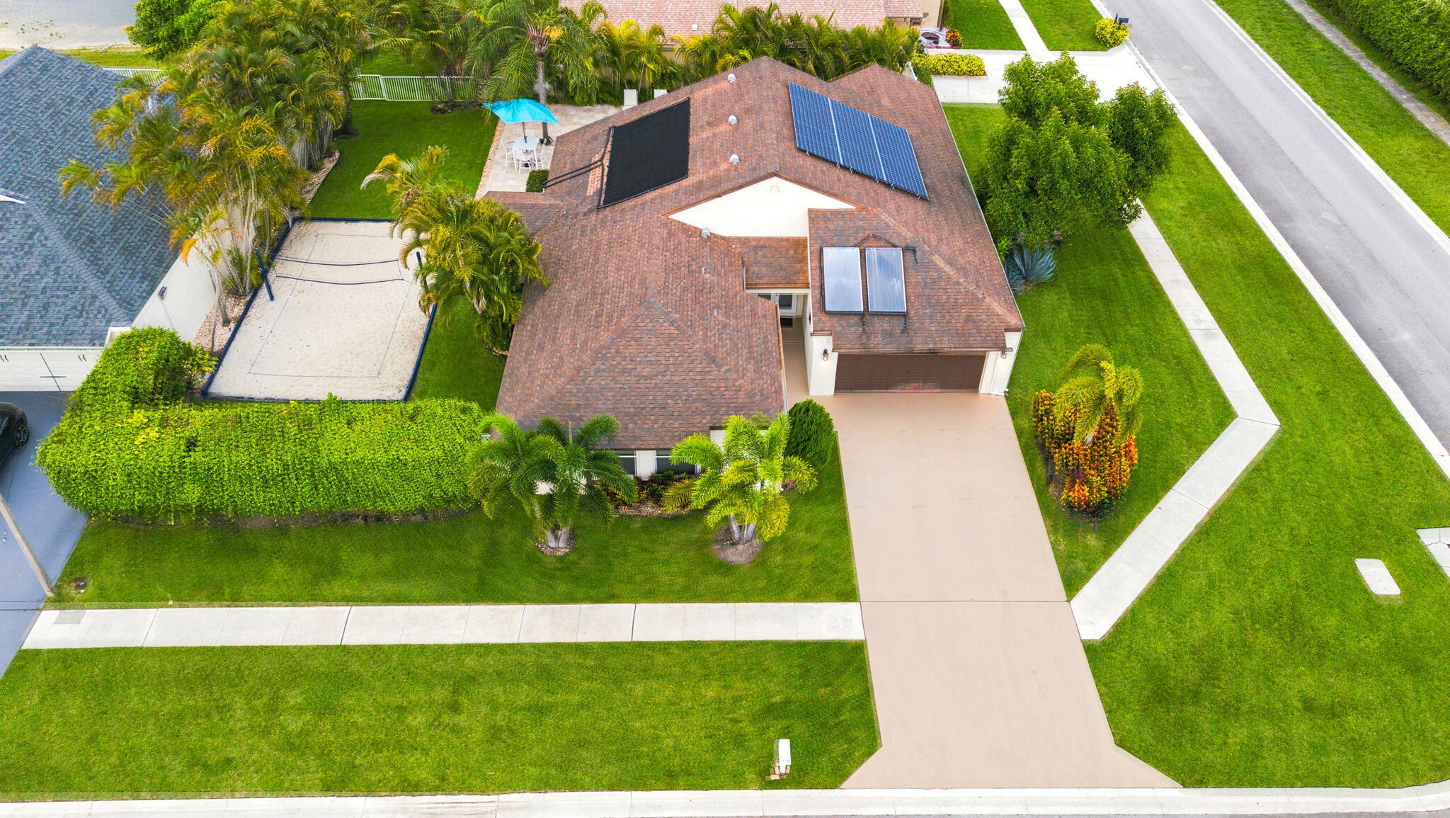 main property photo 18
