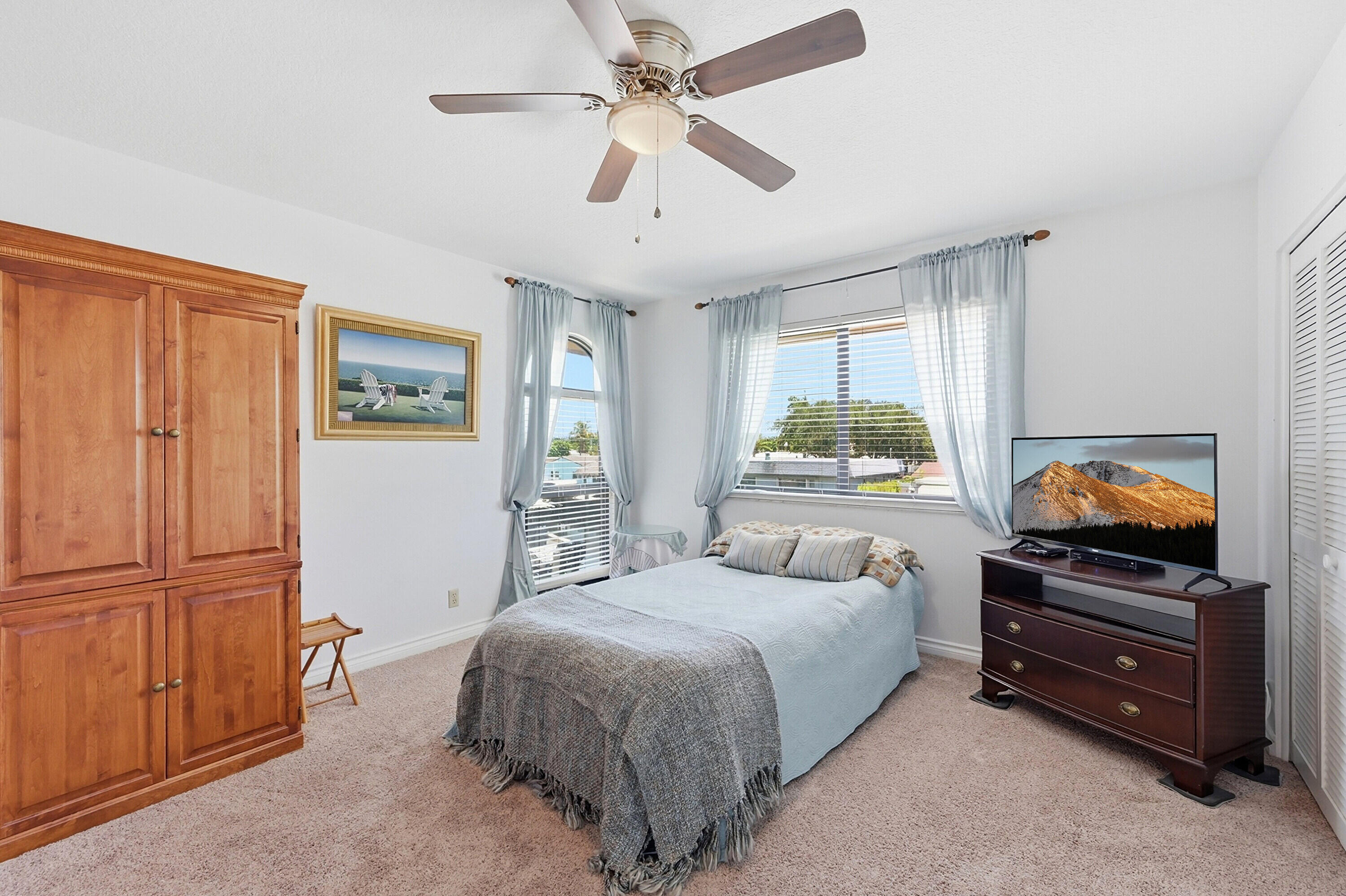 main property photo 54