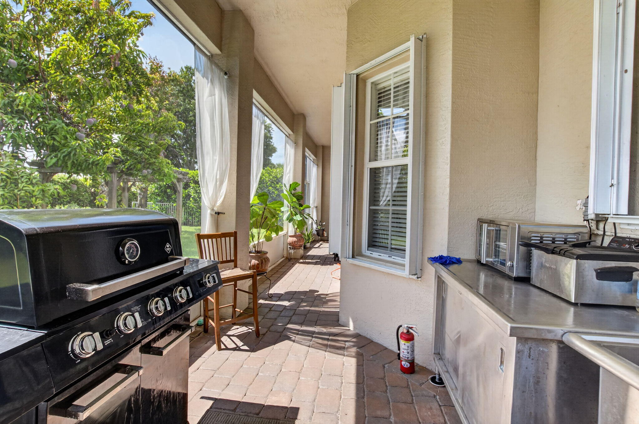 main property photo 50
