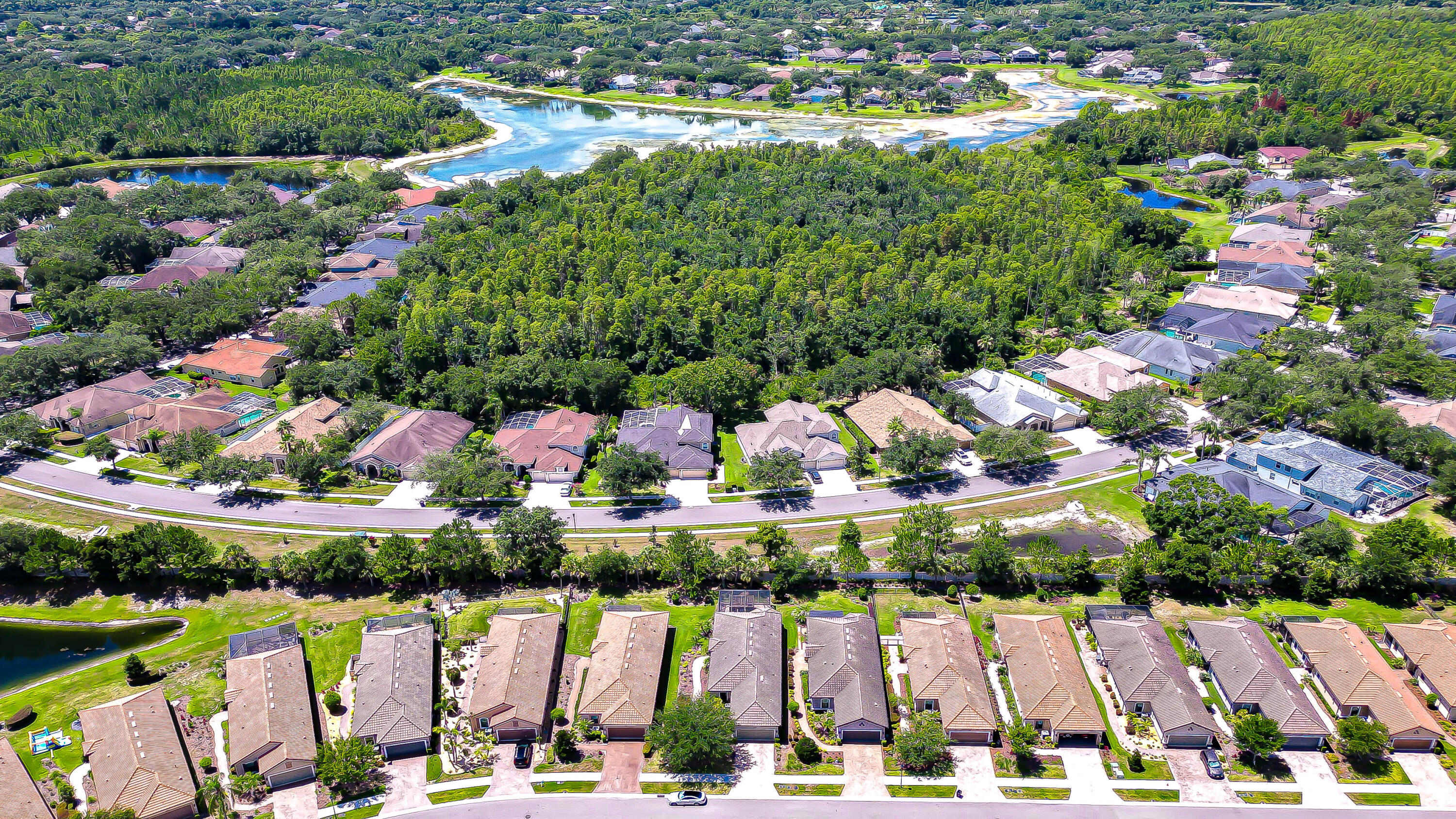 main property photo 74