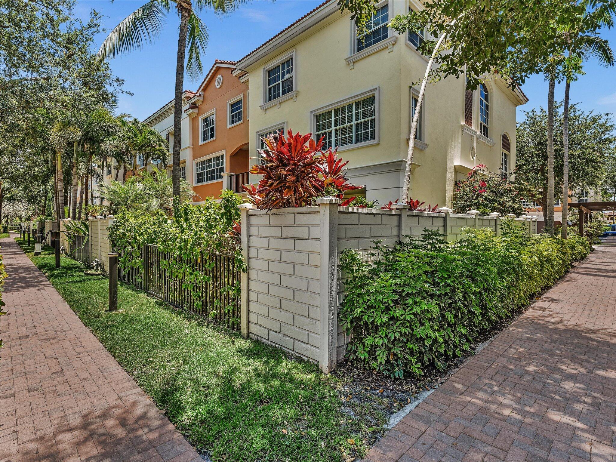main property photo 11
