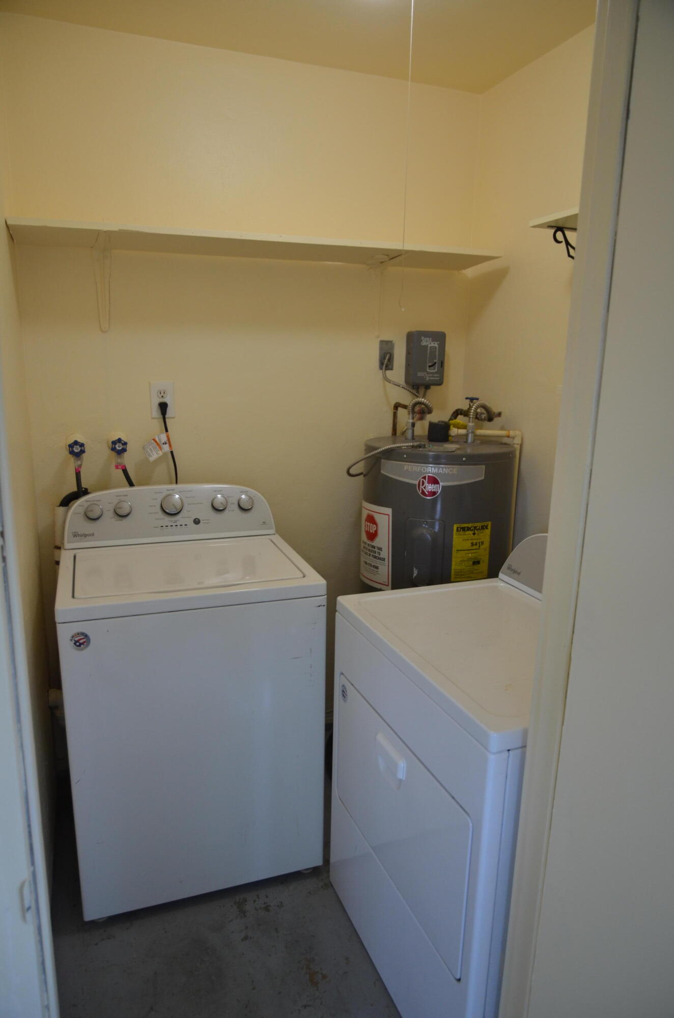 main property photo 7