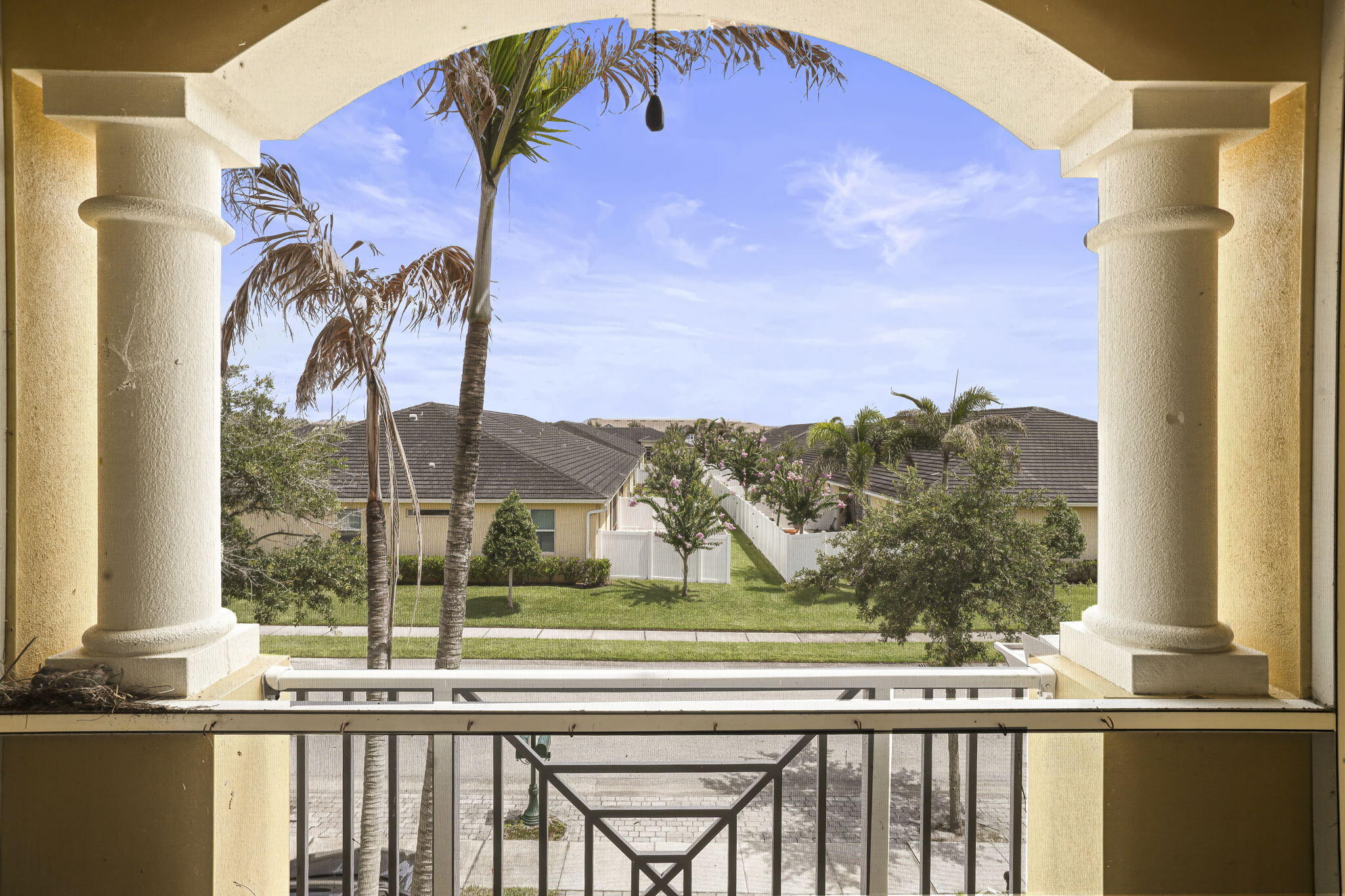 main property photo 34