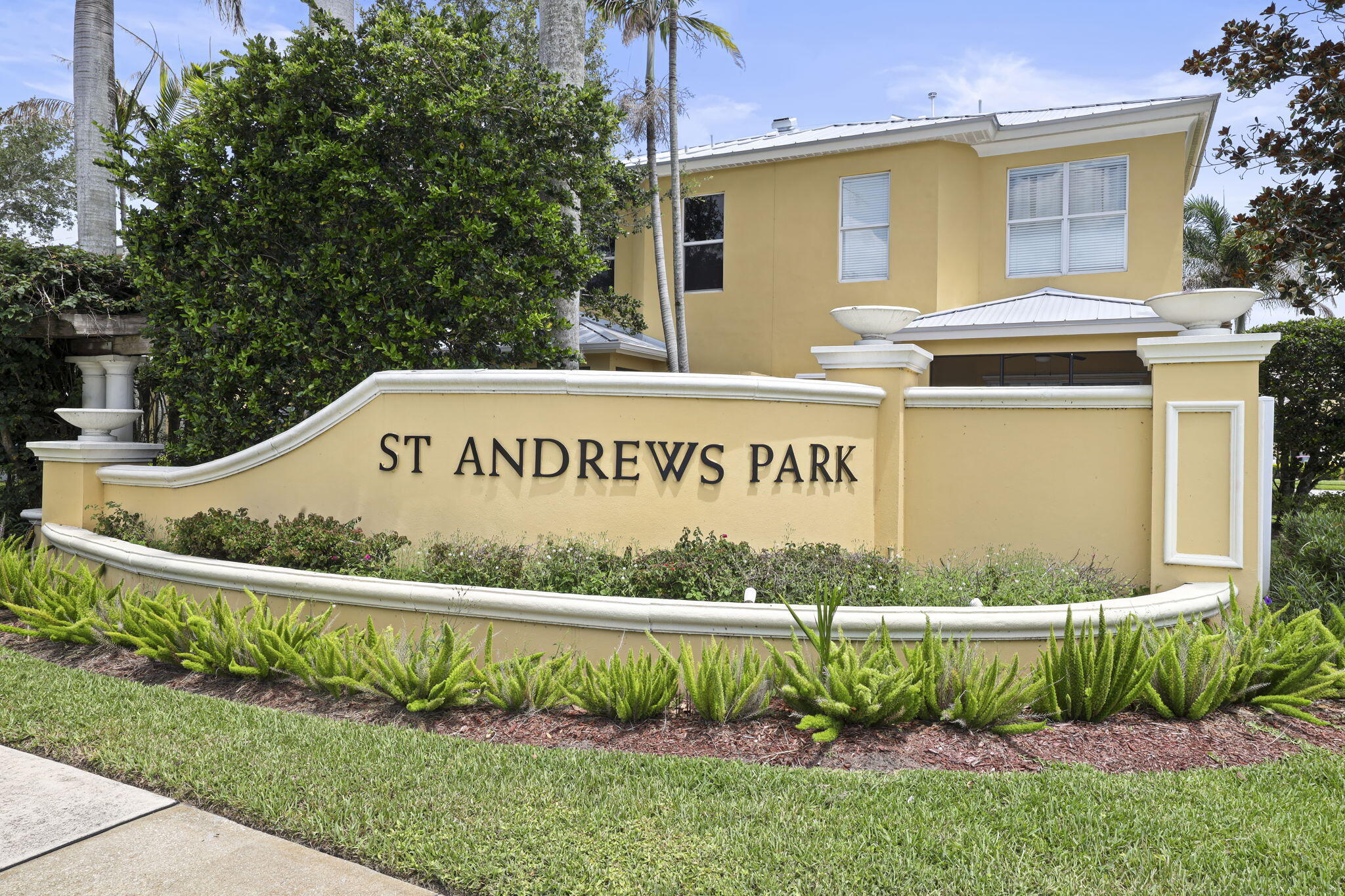 main property photo 64